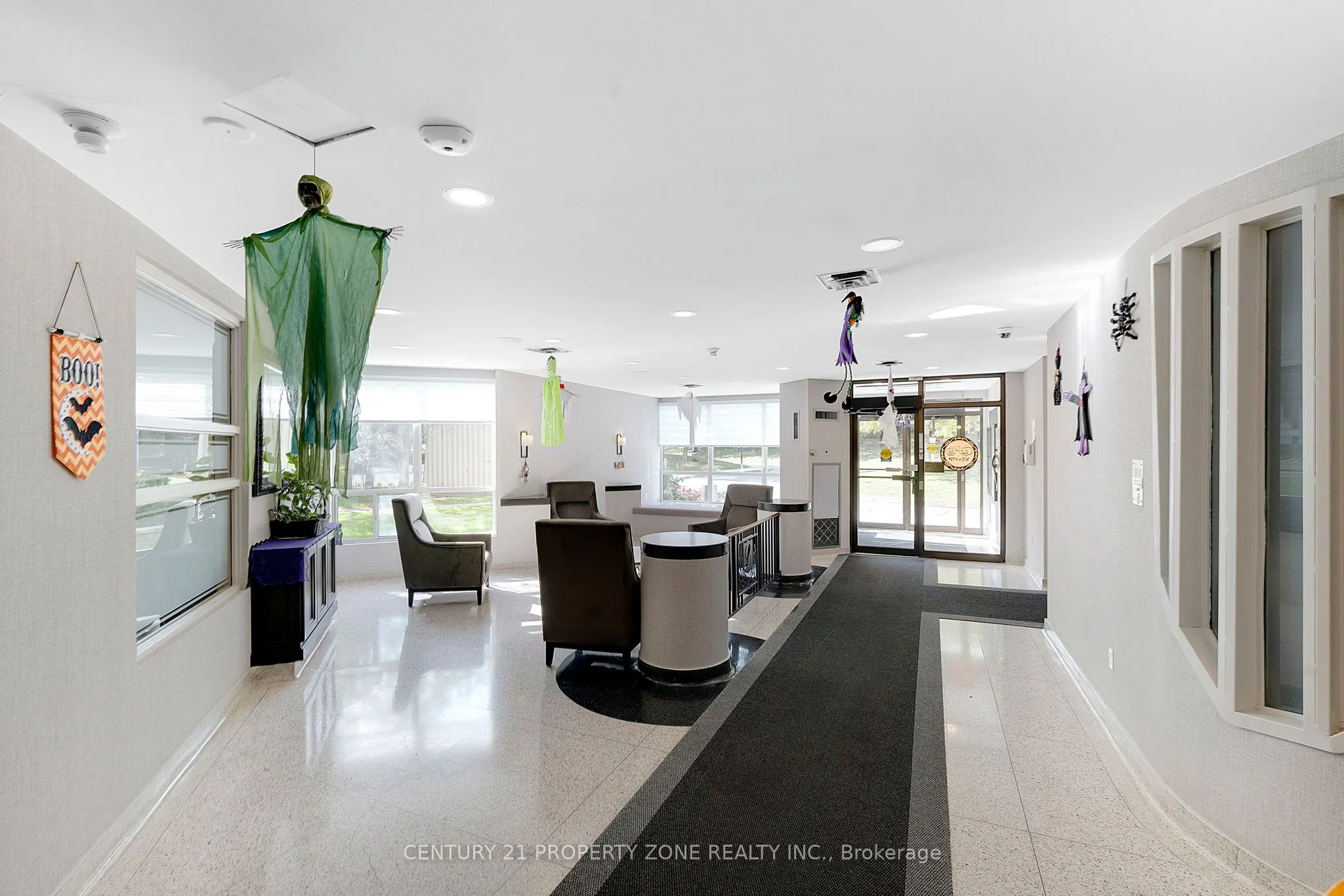 10 Laurelcrest Street, #407