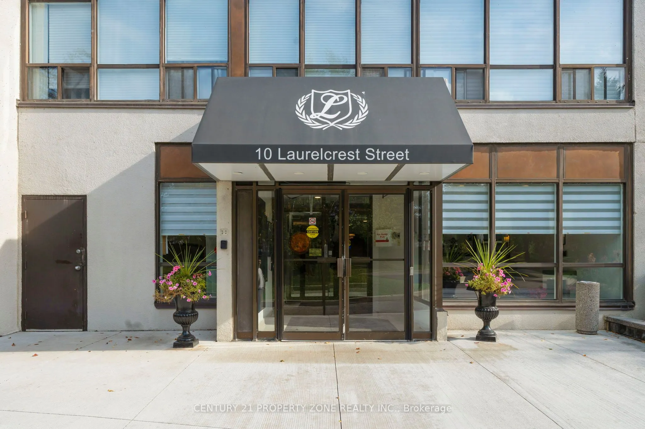 10 Laurelcrest Street, #407