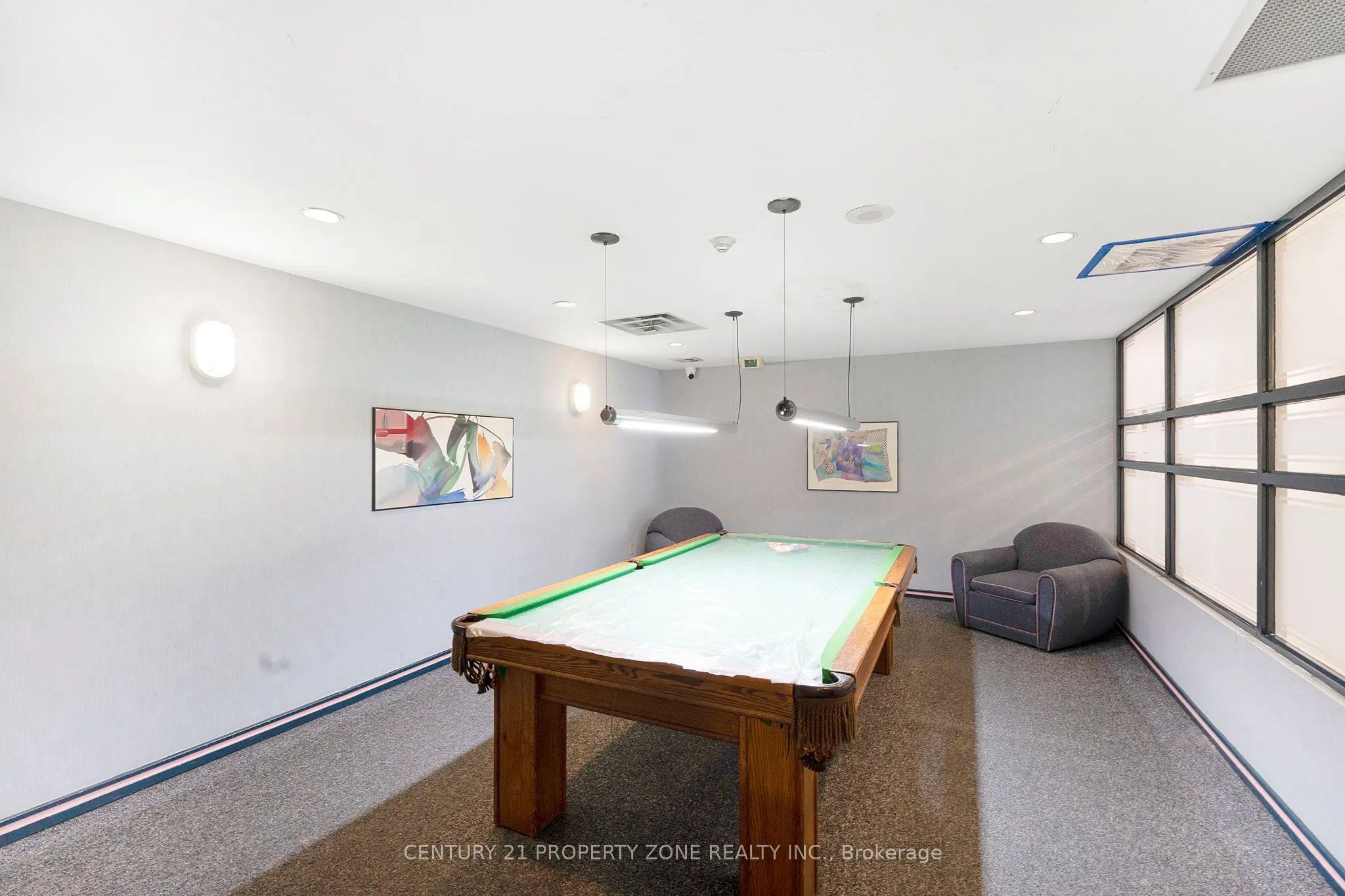 10 Laurelcrest Street, #407