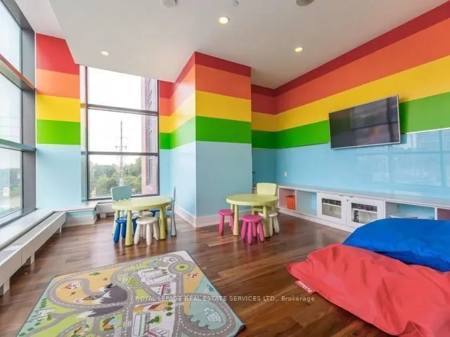 2212 Lakeshore Boulevard, #804