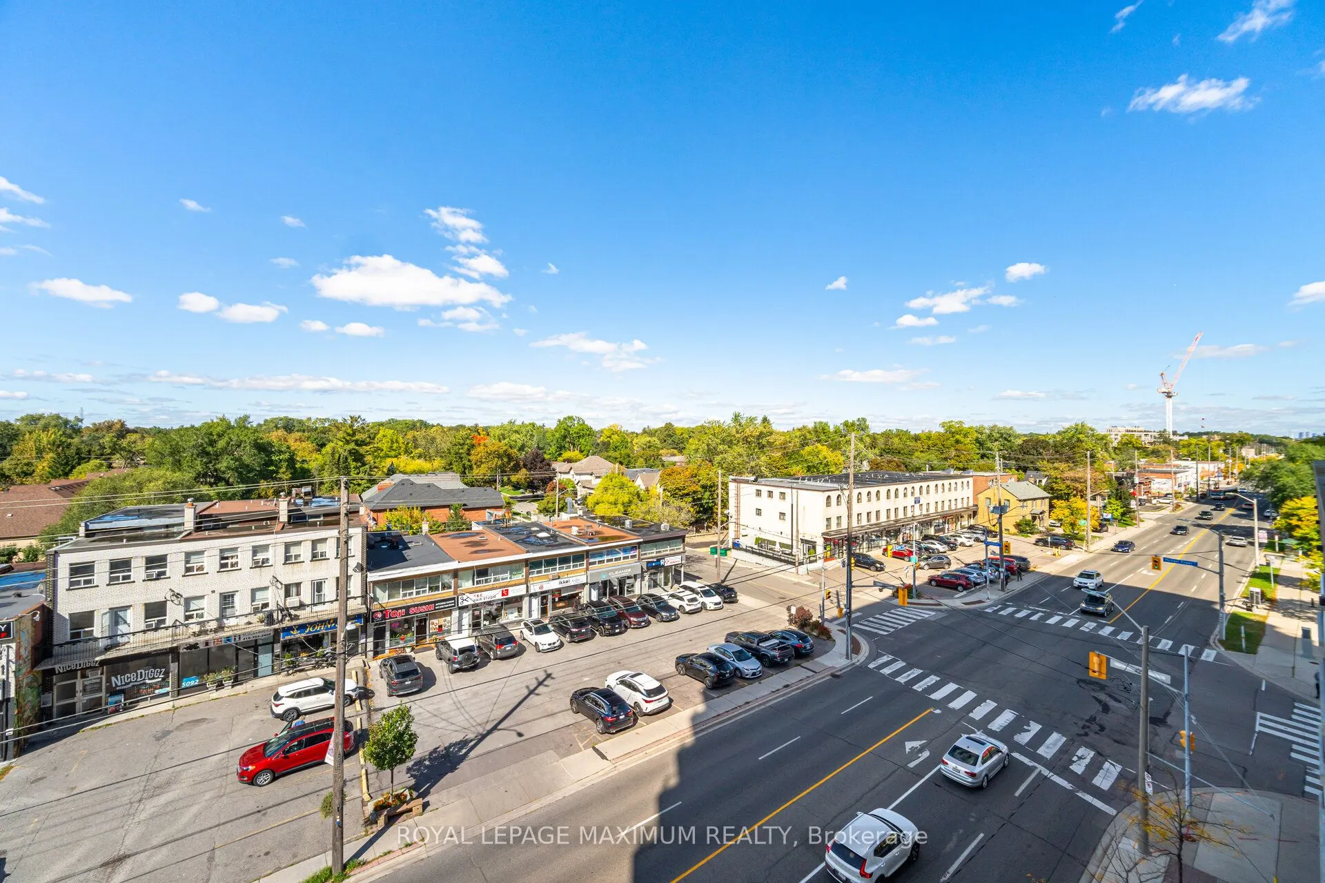 5101 Dundas Street W, #511