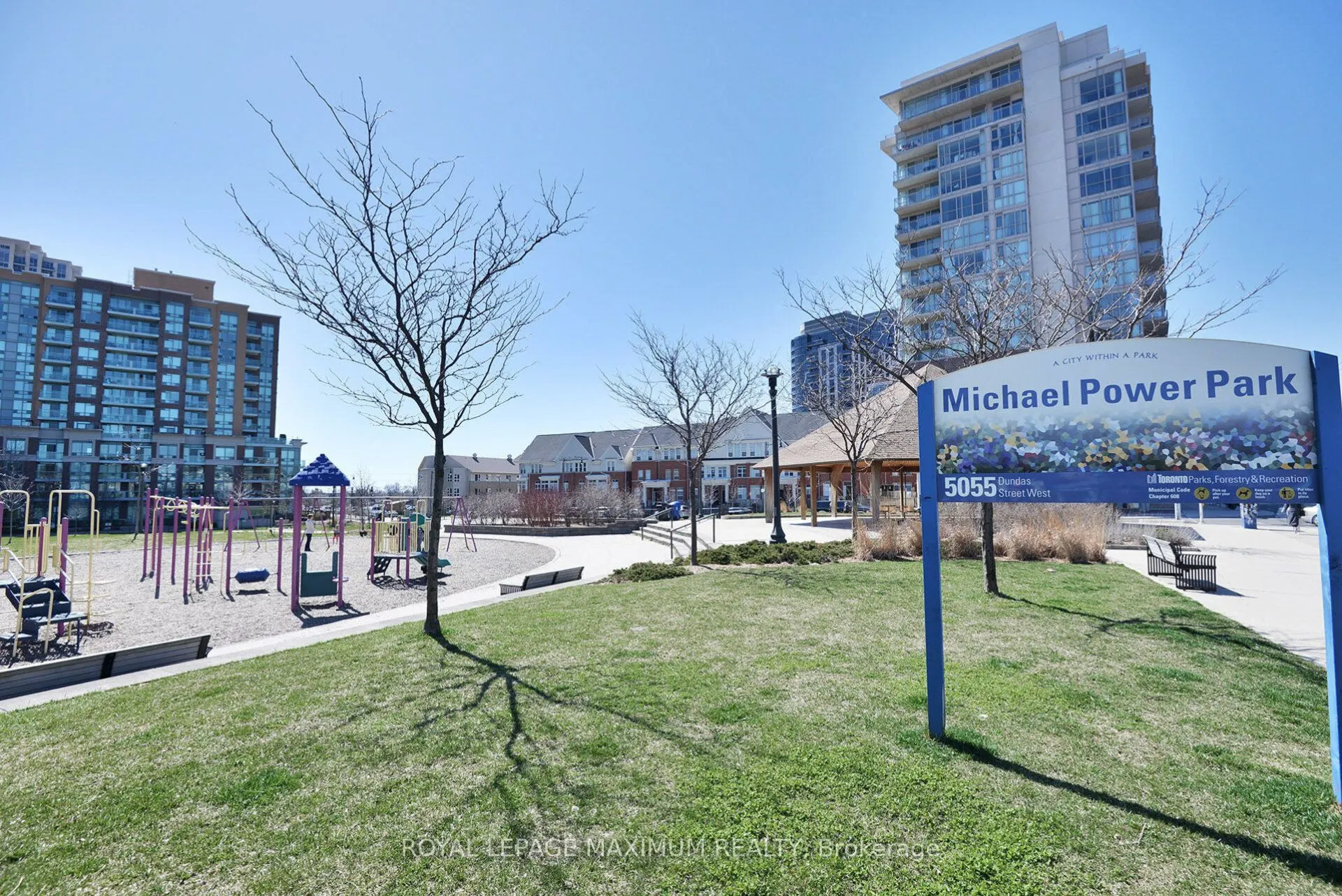 5101 Dundas Street W, #511