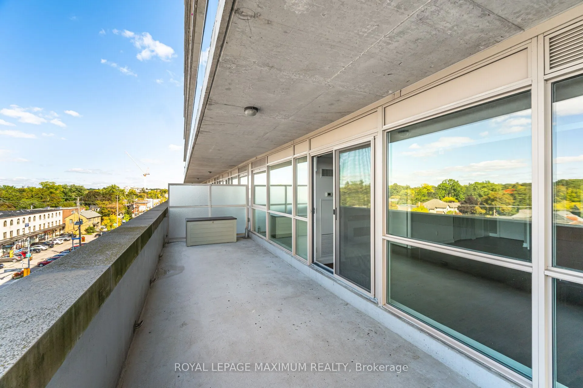 5101 Dundas Street W, #511