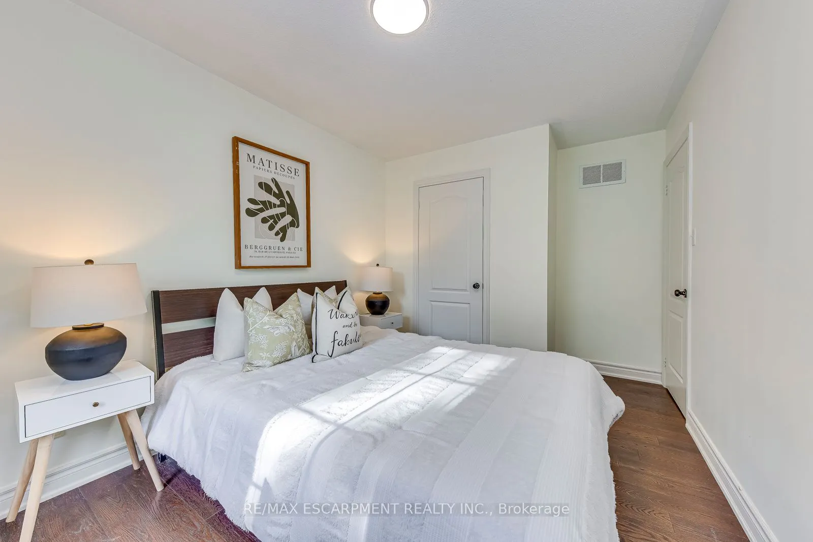 5183 Fernbrook Court