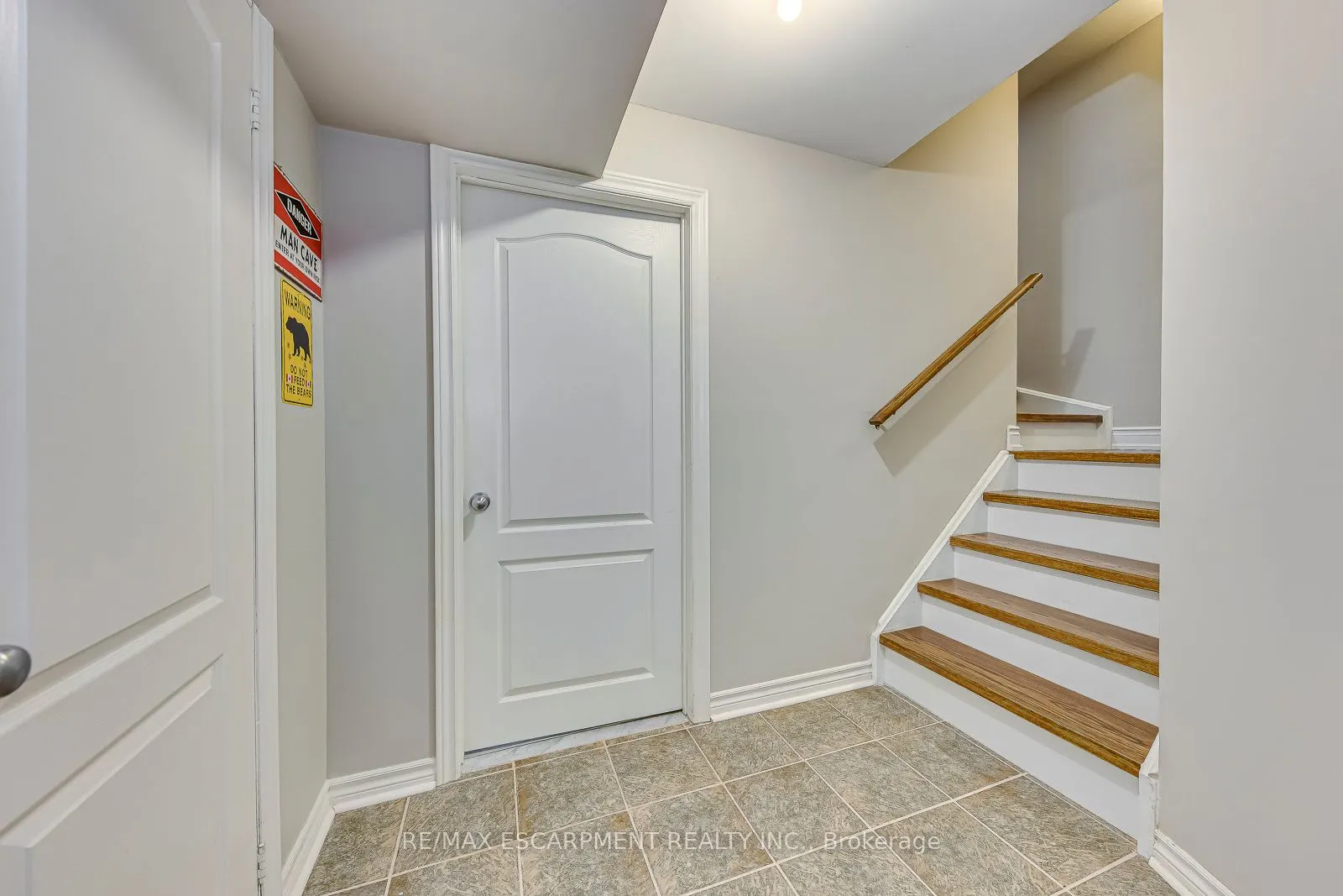 5183 Fernbrook Court