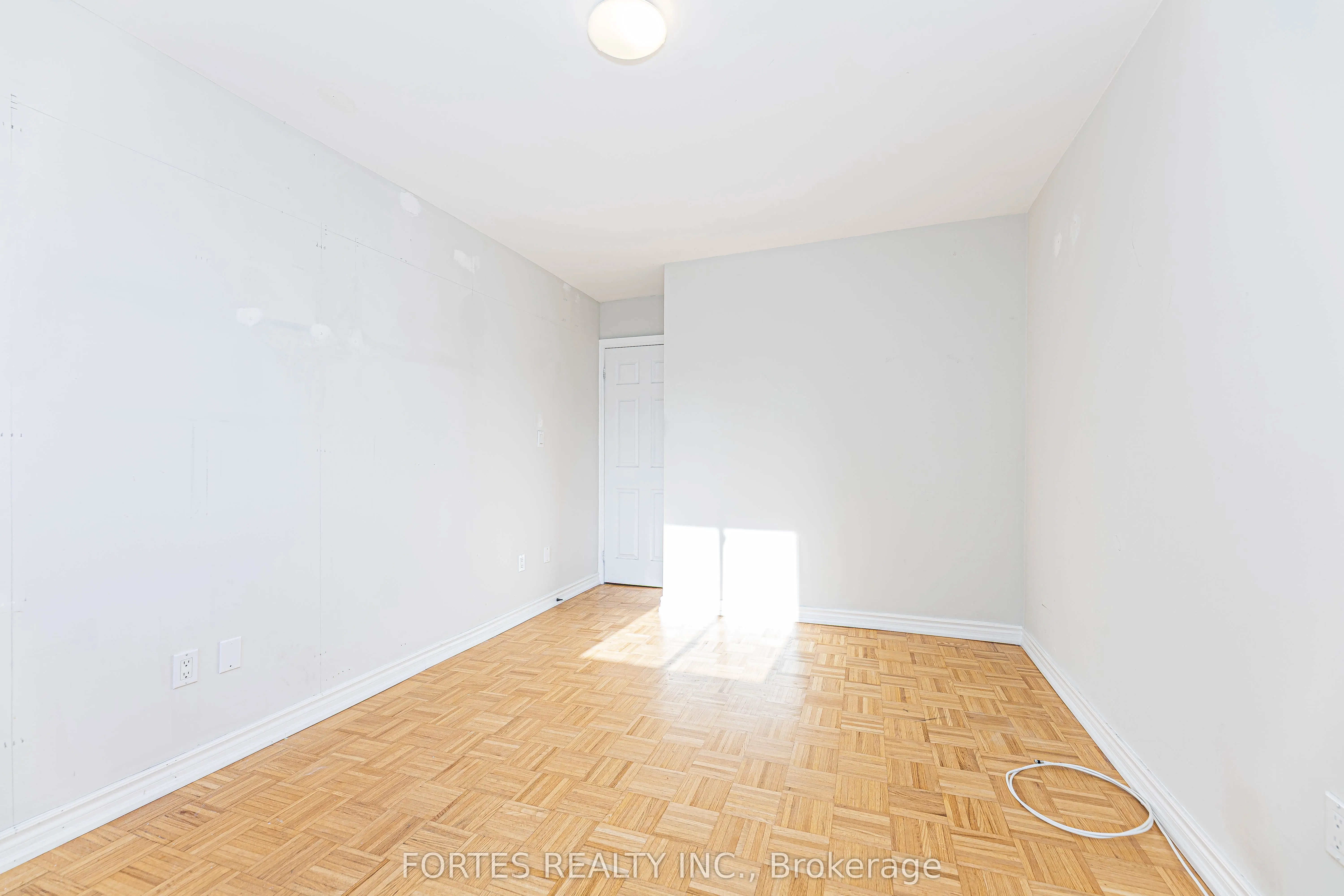 100 Coe Hill Drive, #102