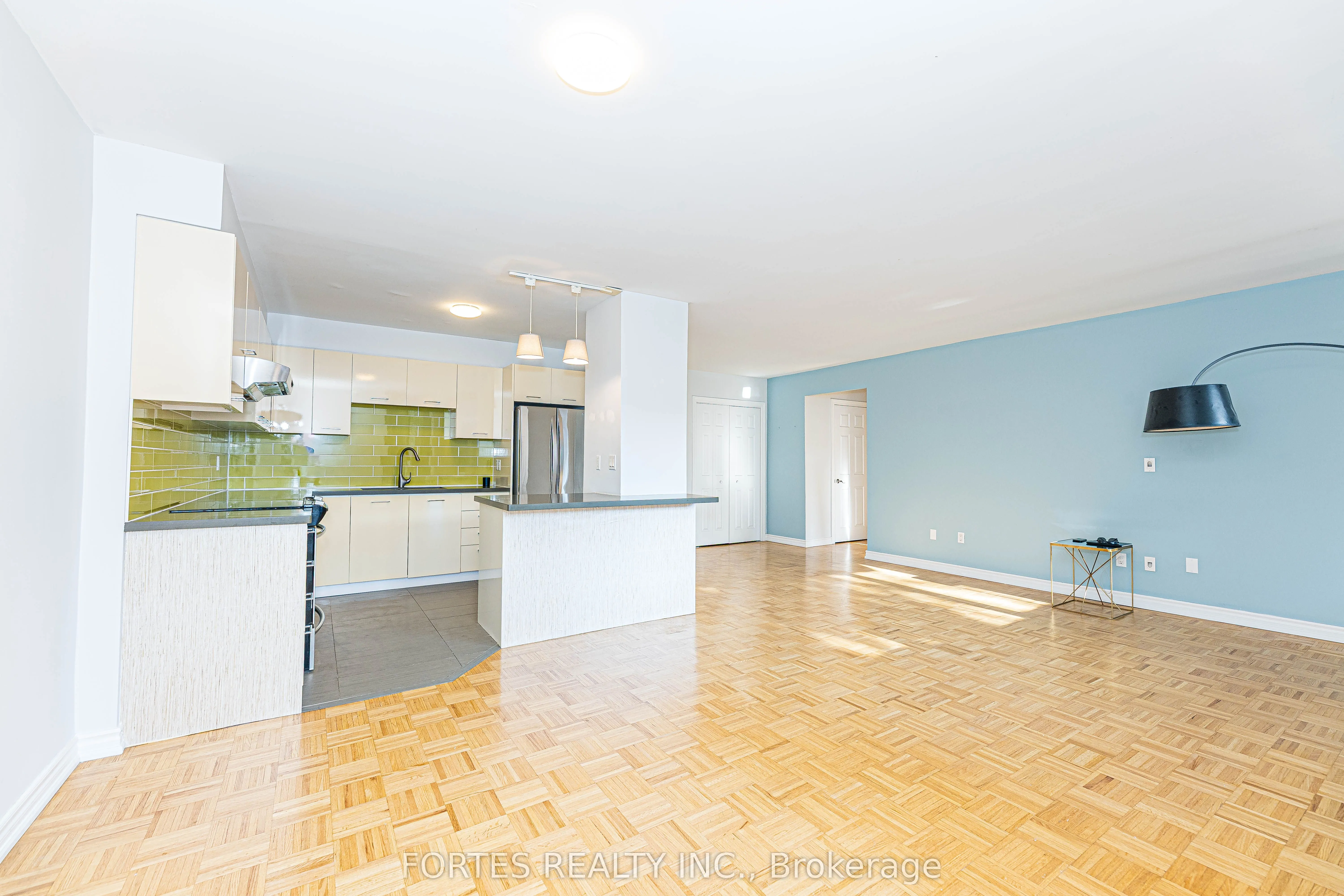 100 Coe Hill Drive, #102