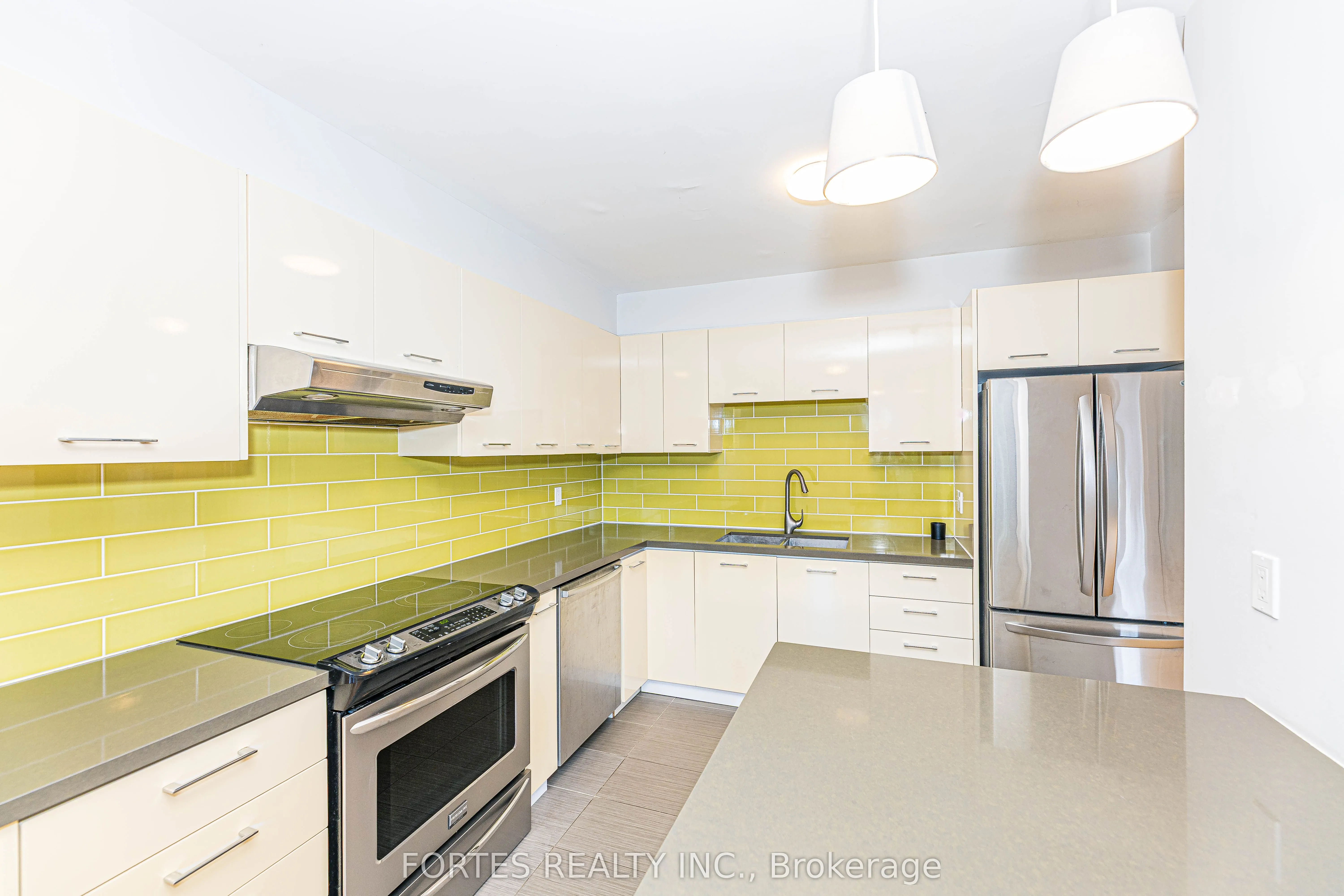 100 Coe Hill Drive, #102