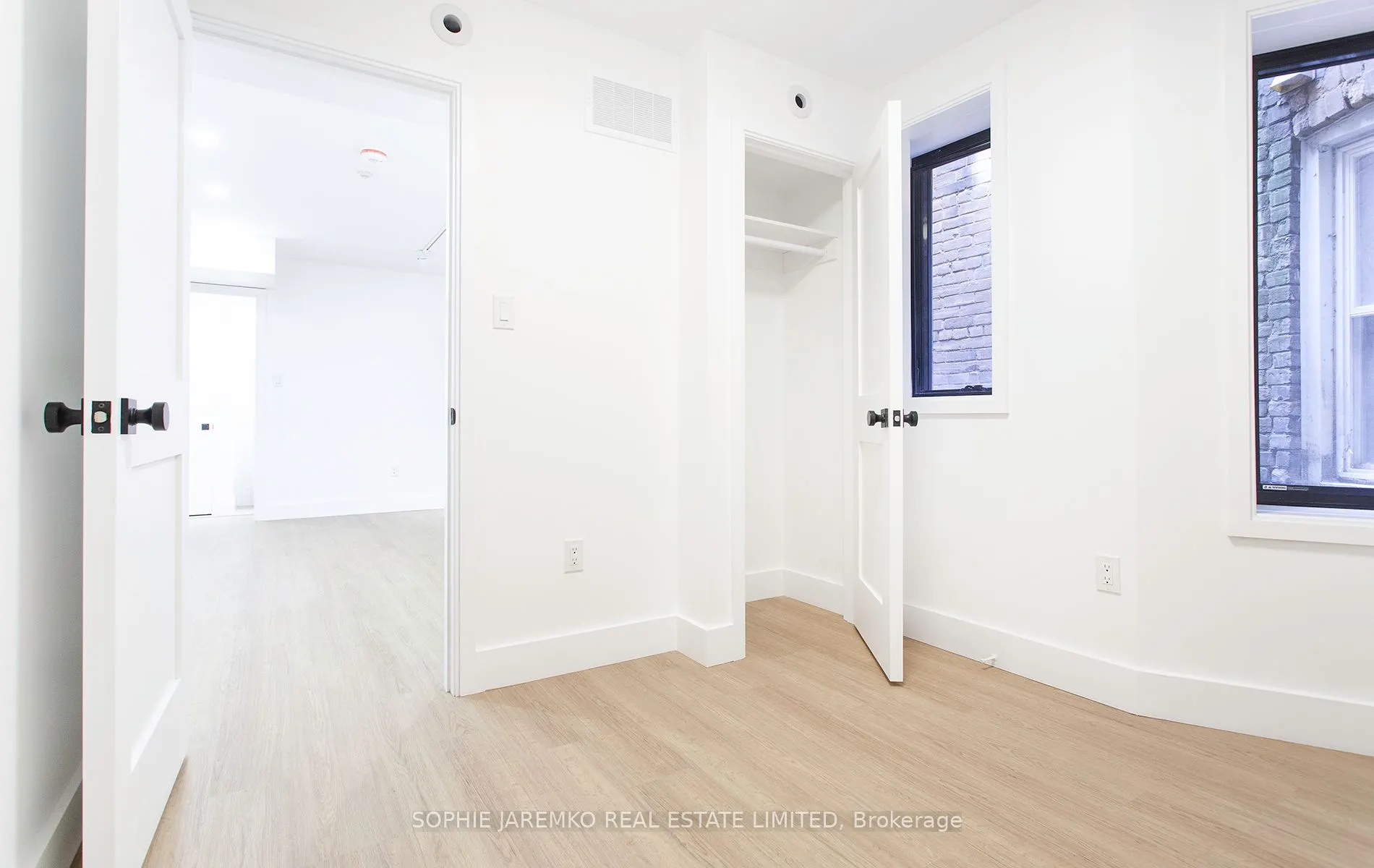 415 Roncesvalles Avenue, #2