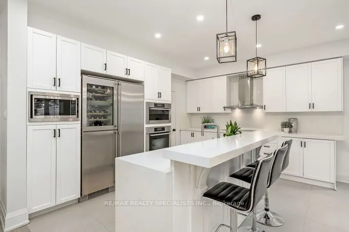 7123 White Pine Court