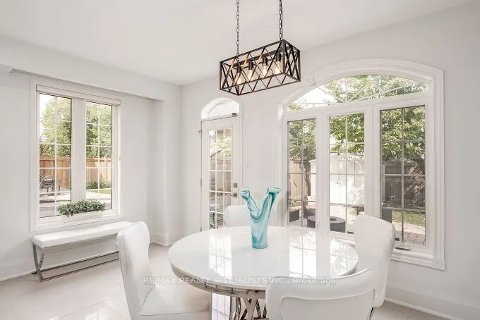 7123 White Pine Court