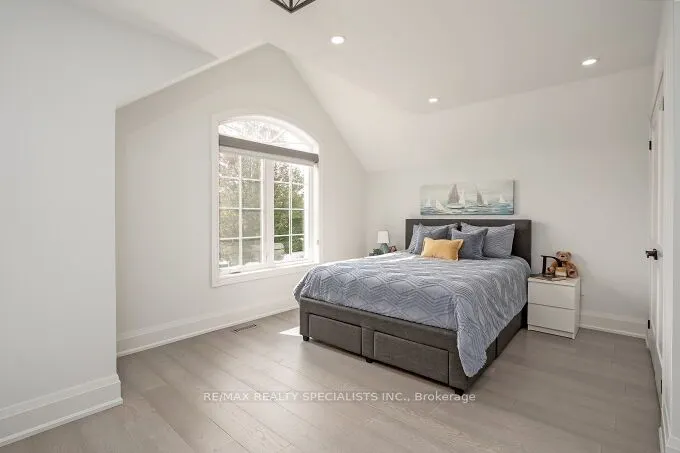 7123 White Pine Court