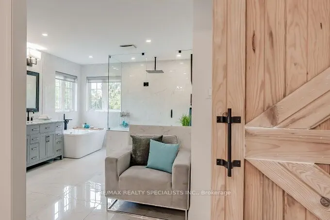 7123 White Pine Court