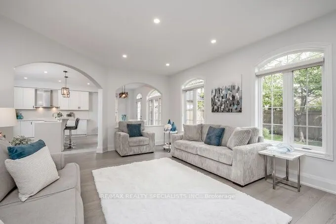 7123 White Pine Court