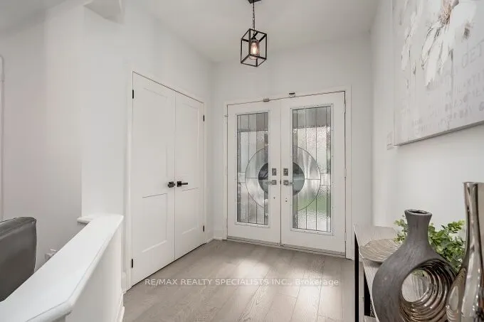 7123 White Pine Court