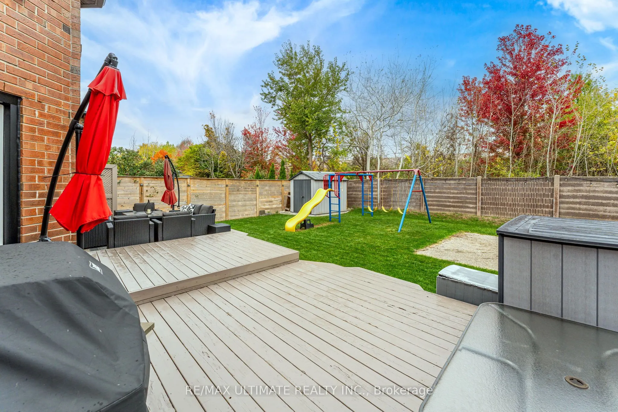 1689 Copseholm Trail