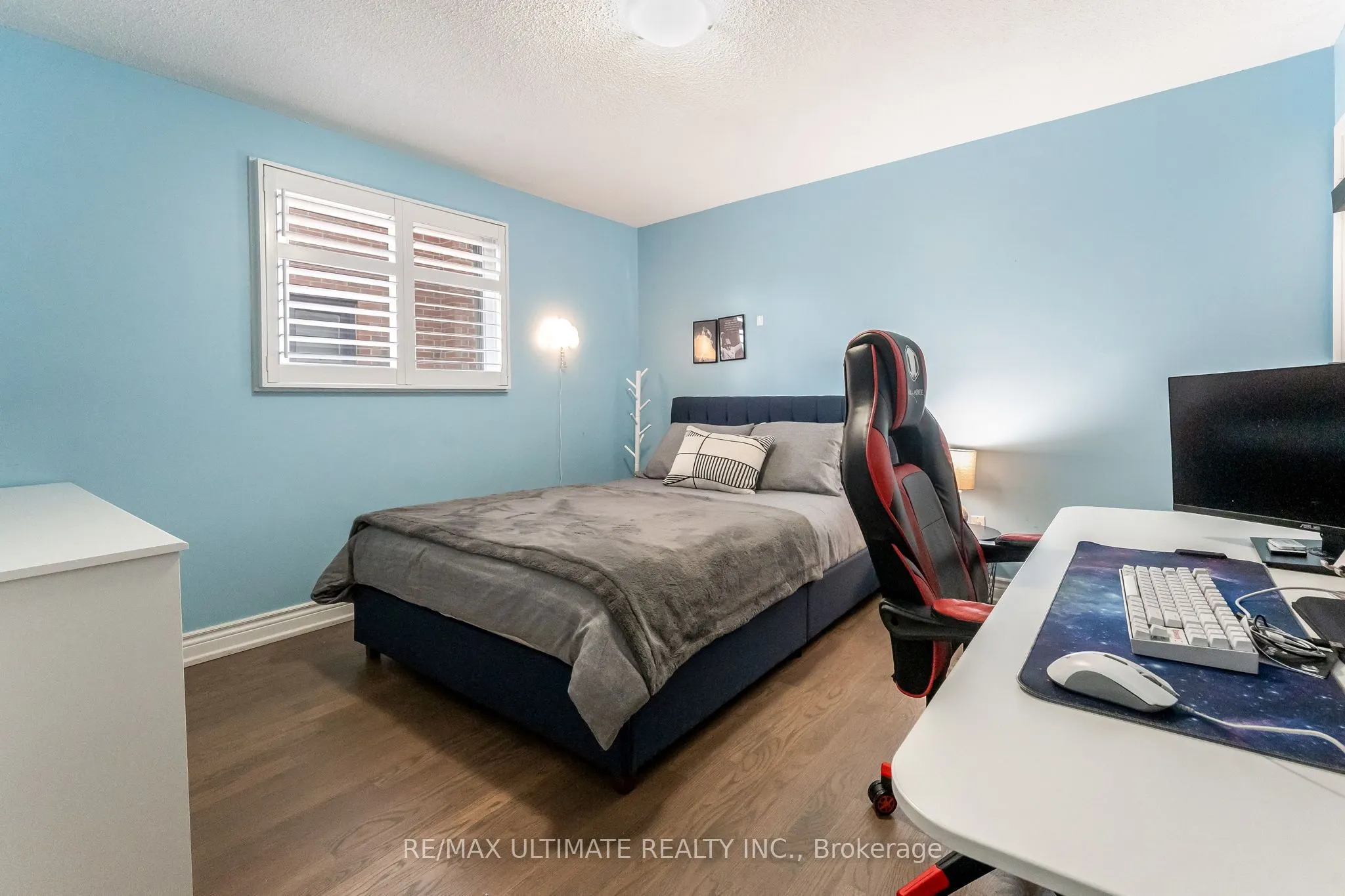 1689 Copseholm Trail