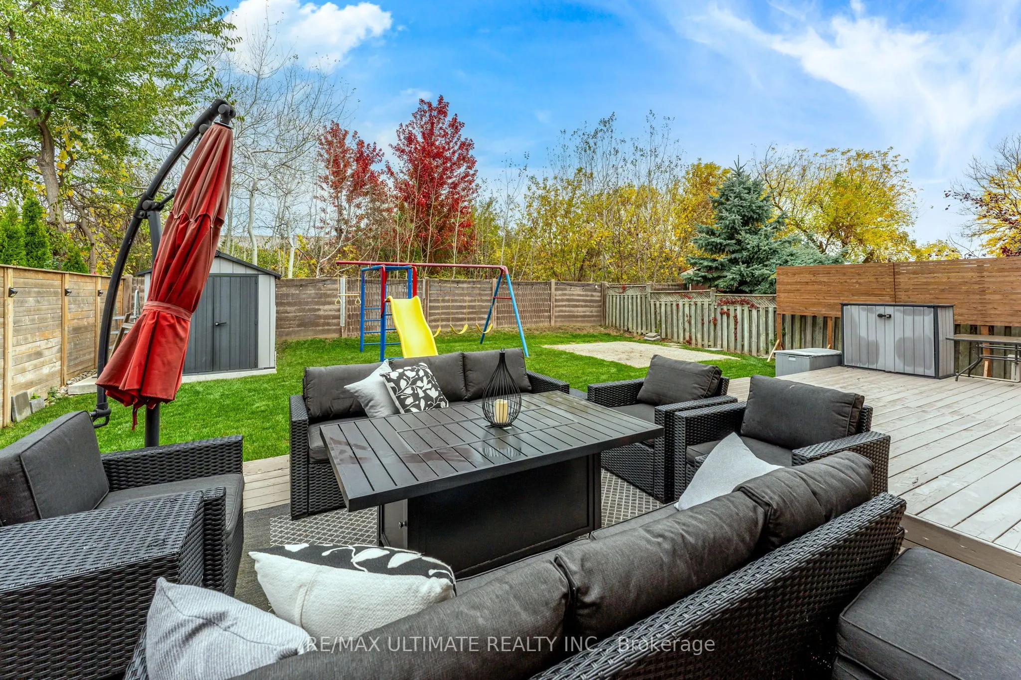 1689 Copseholm Trail