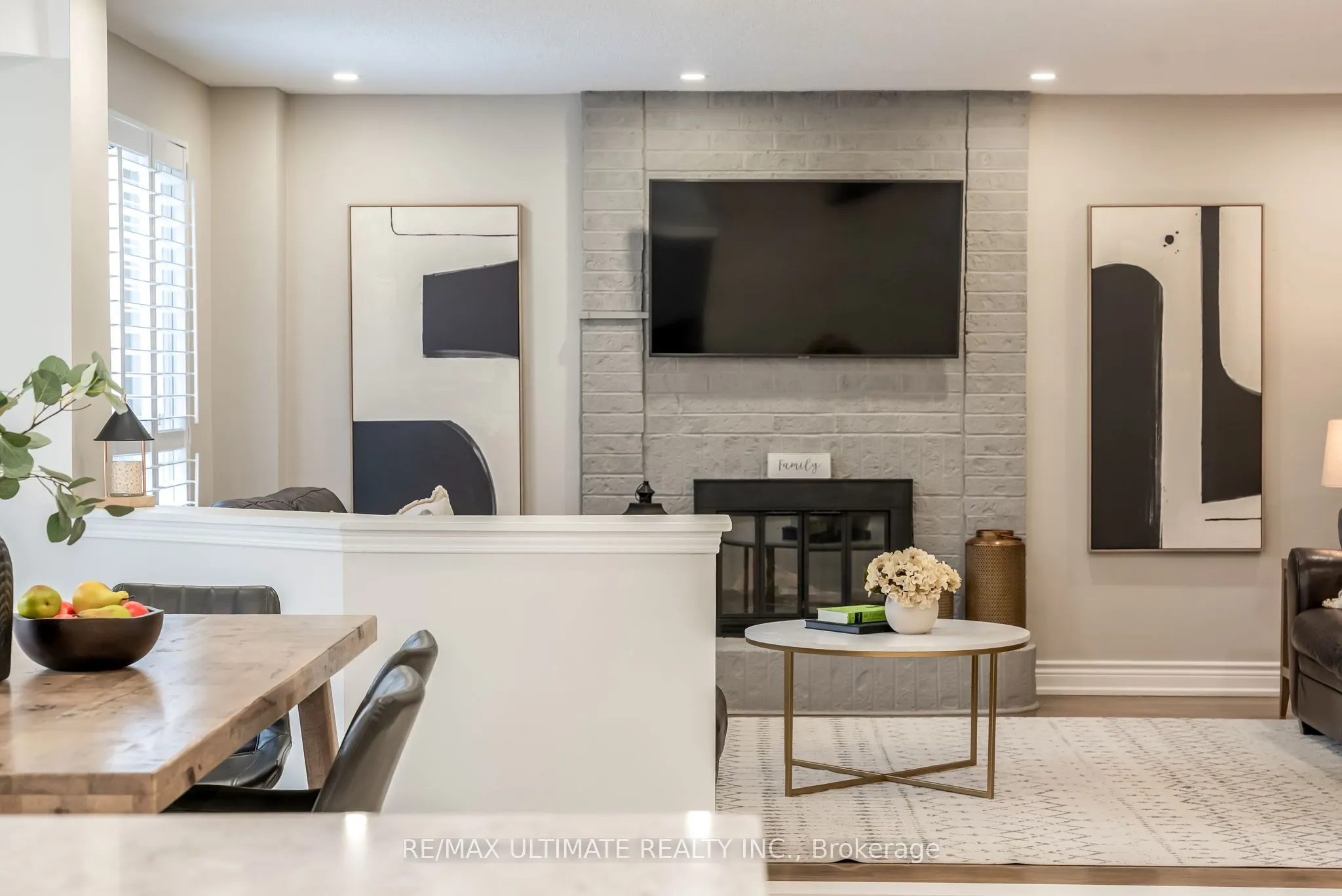 1689 Copseholm Trail