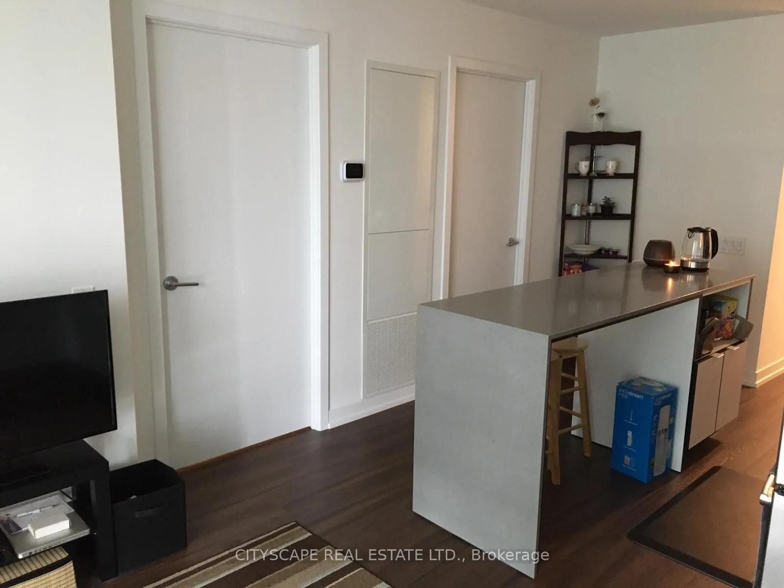 4065 Confederation Parkway, #912