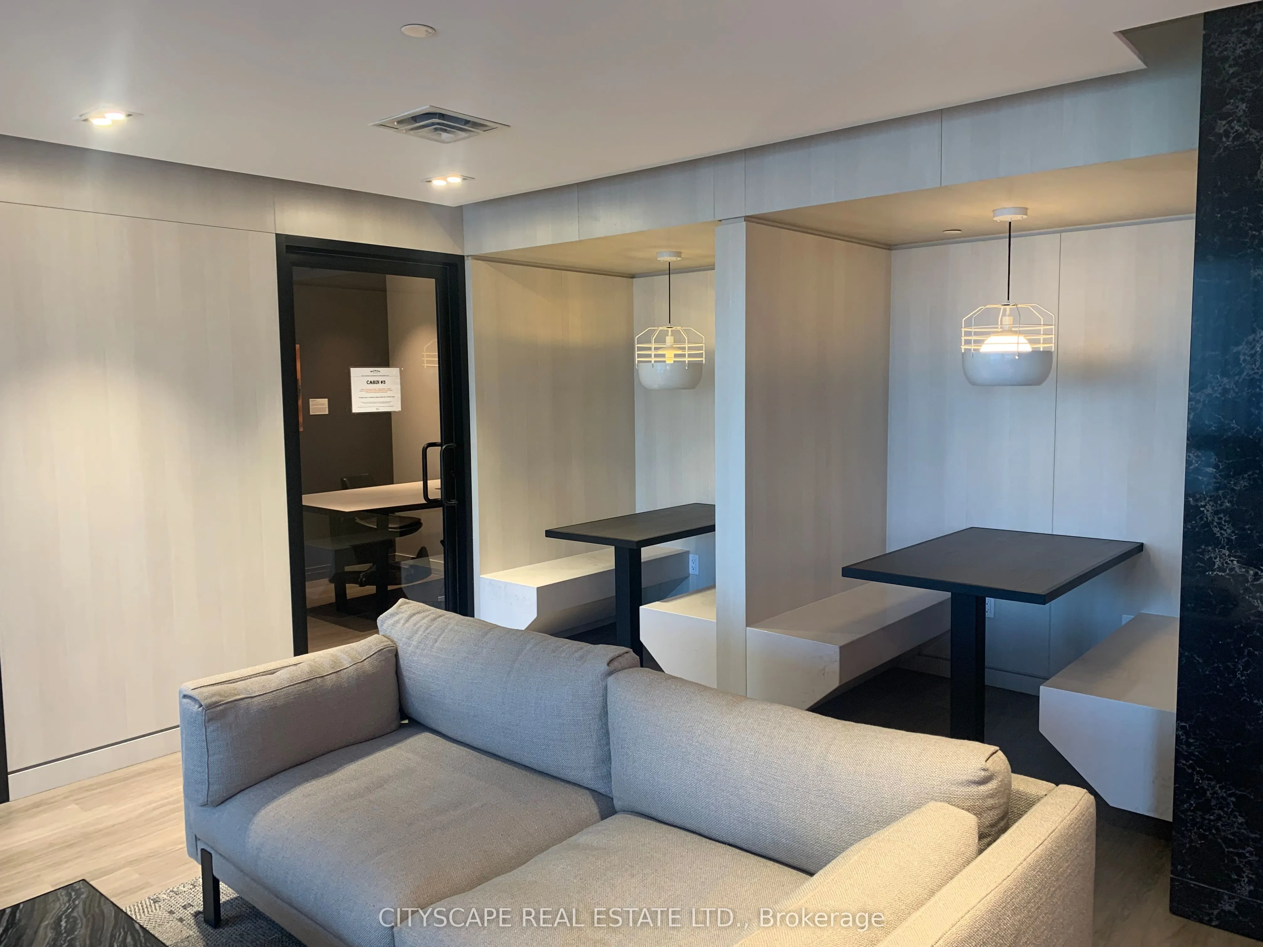 4065 Confederation Parkway, #912