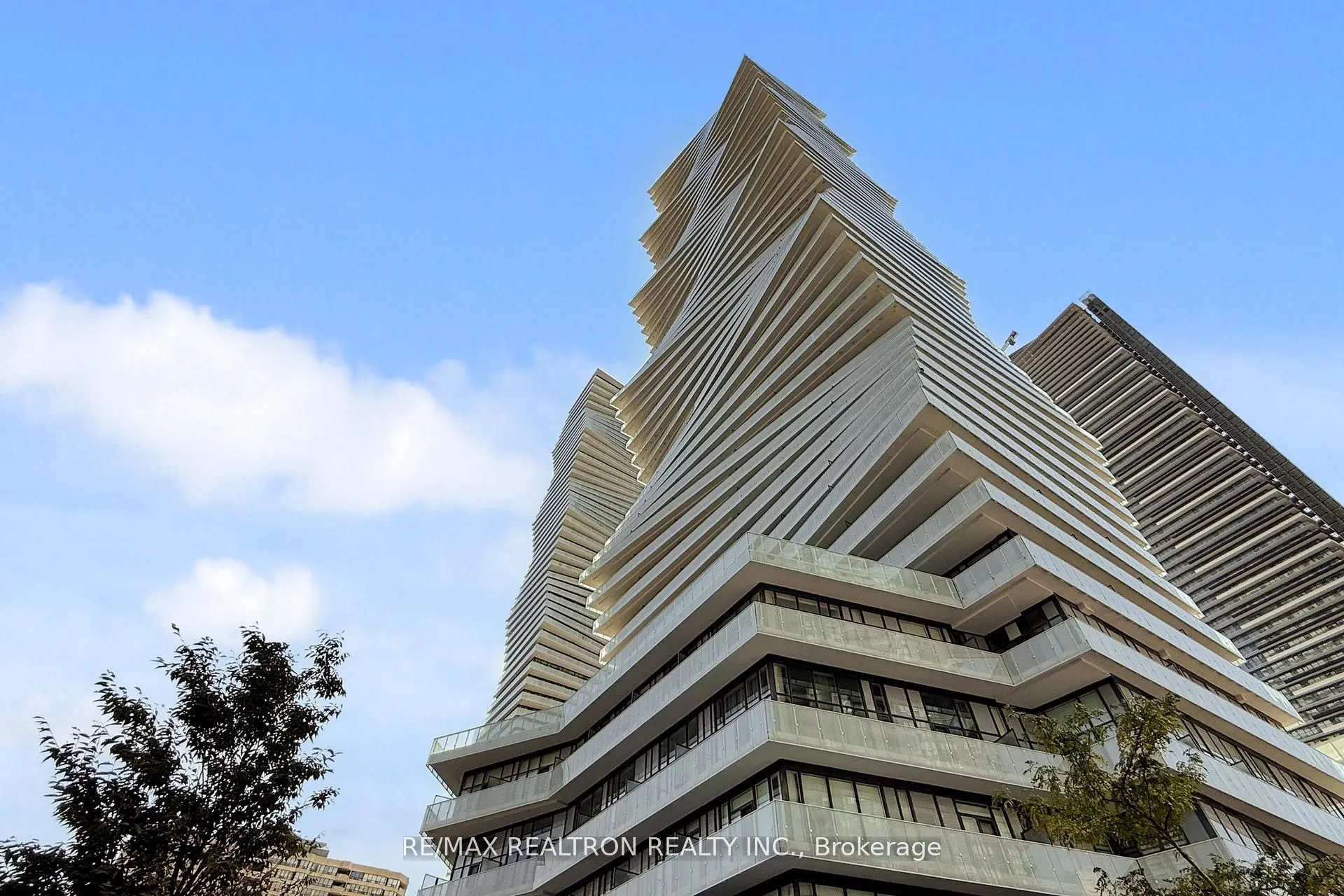 3900 Confederation Parkway, #1510