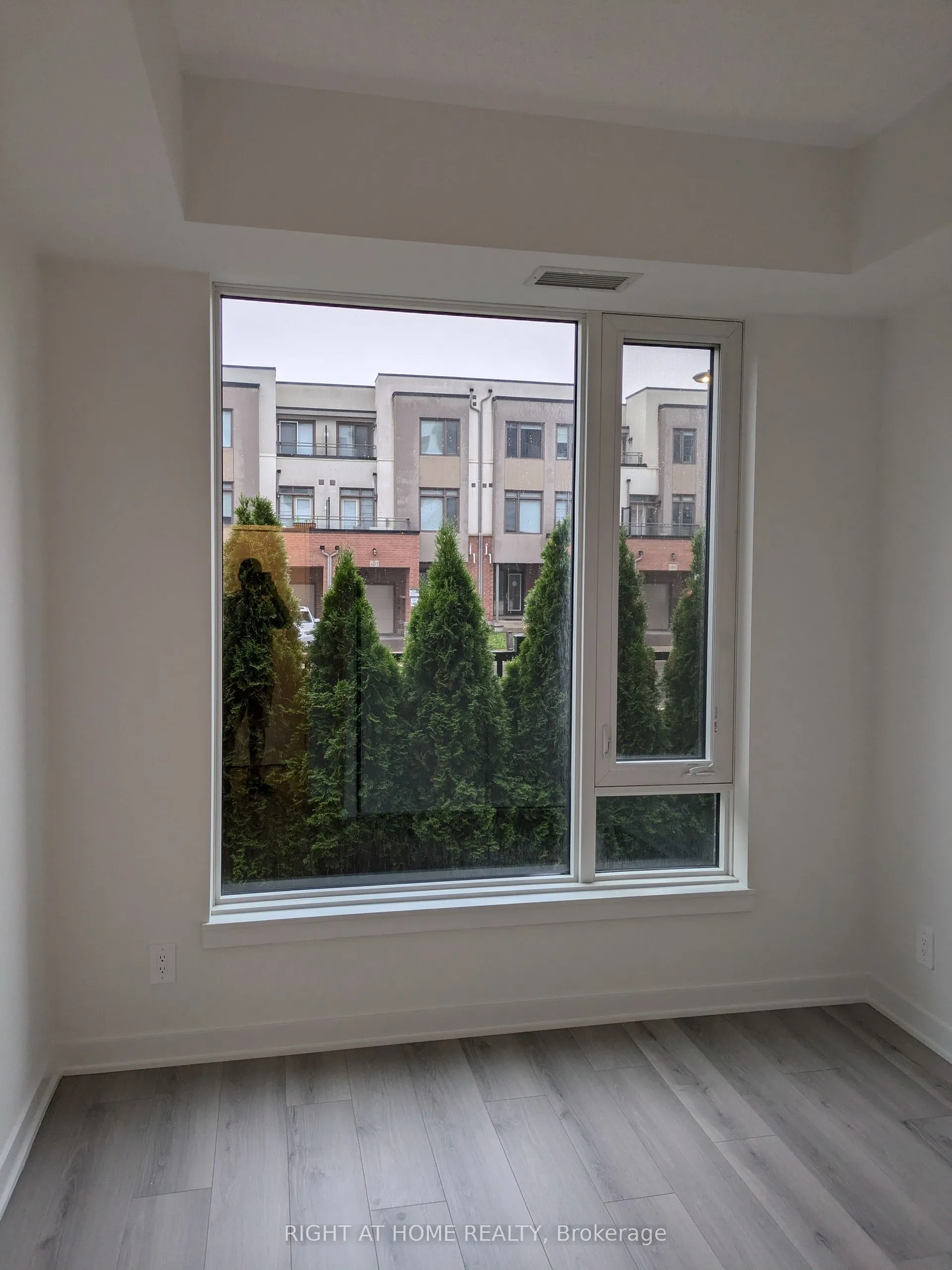 1440 Clarriage Court, #102