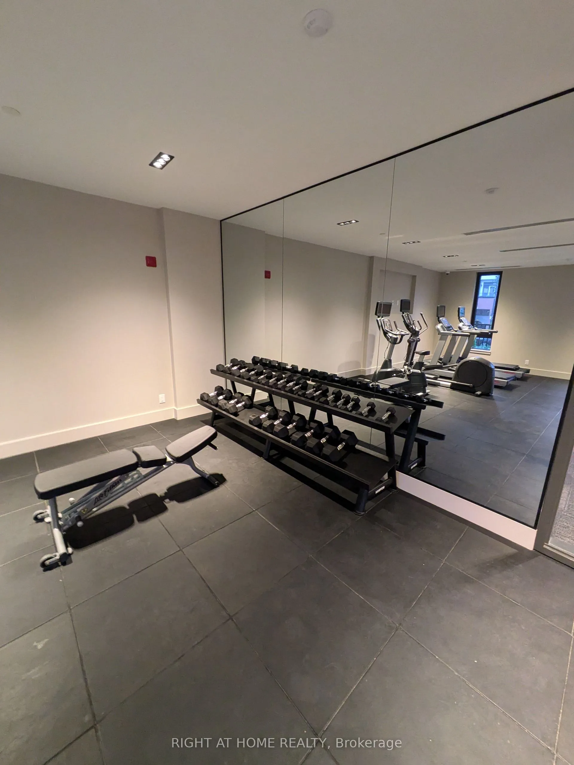 1440 Clarriage Court, #102