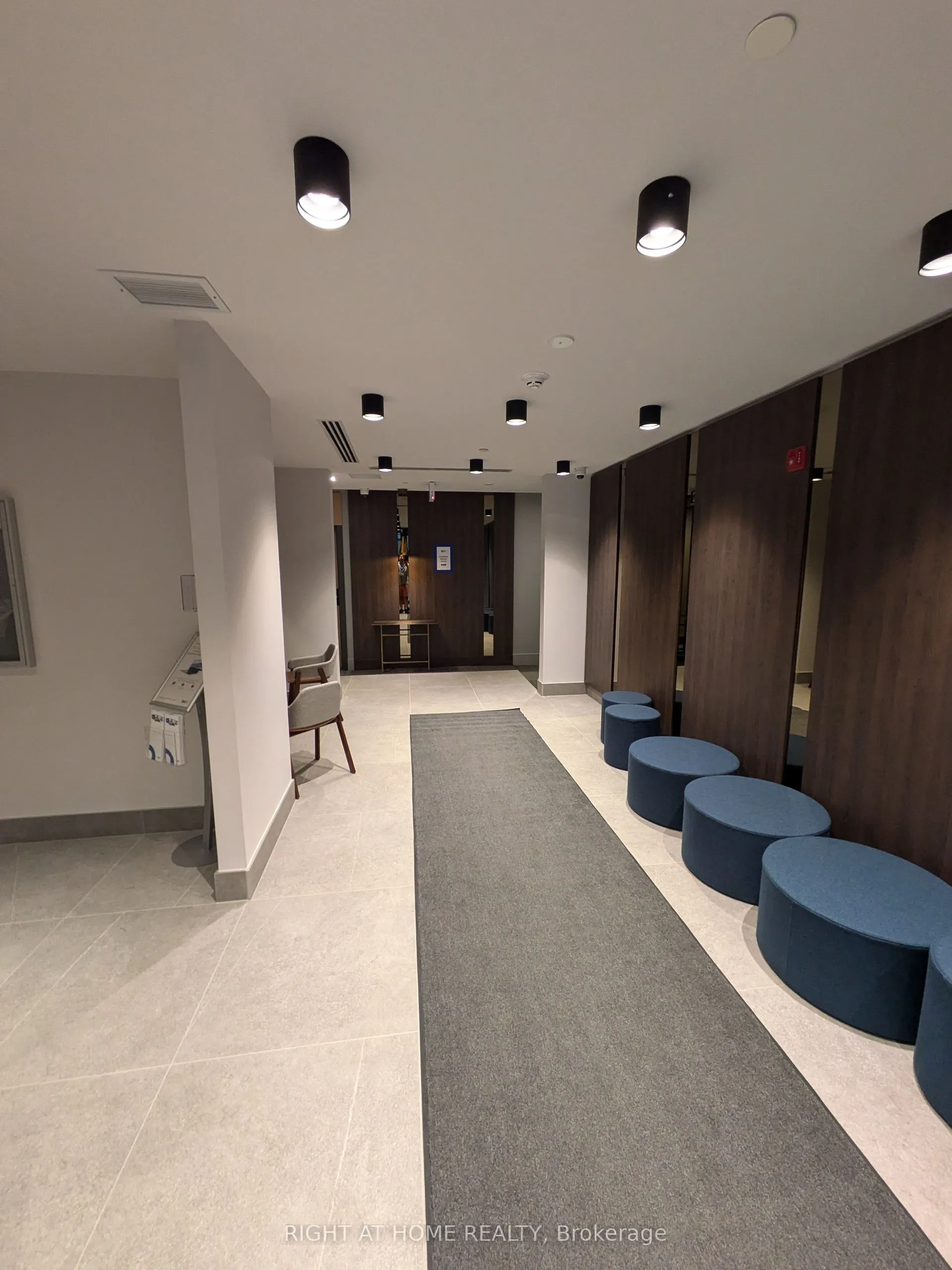 1440 Clarriage Court, #102