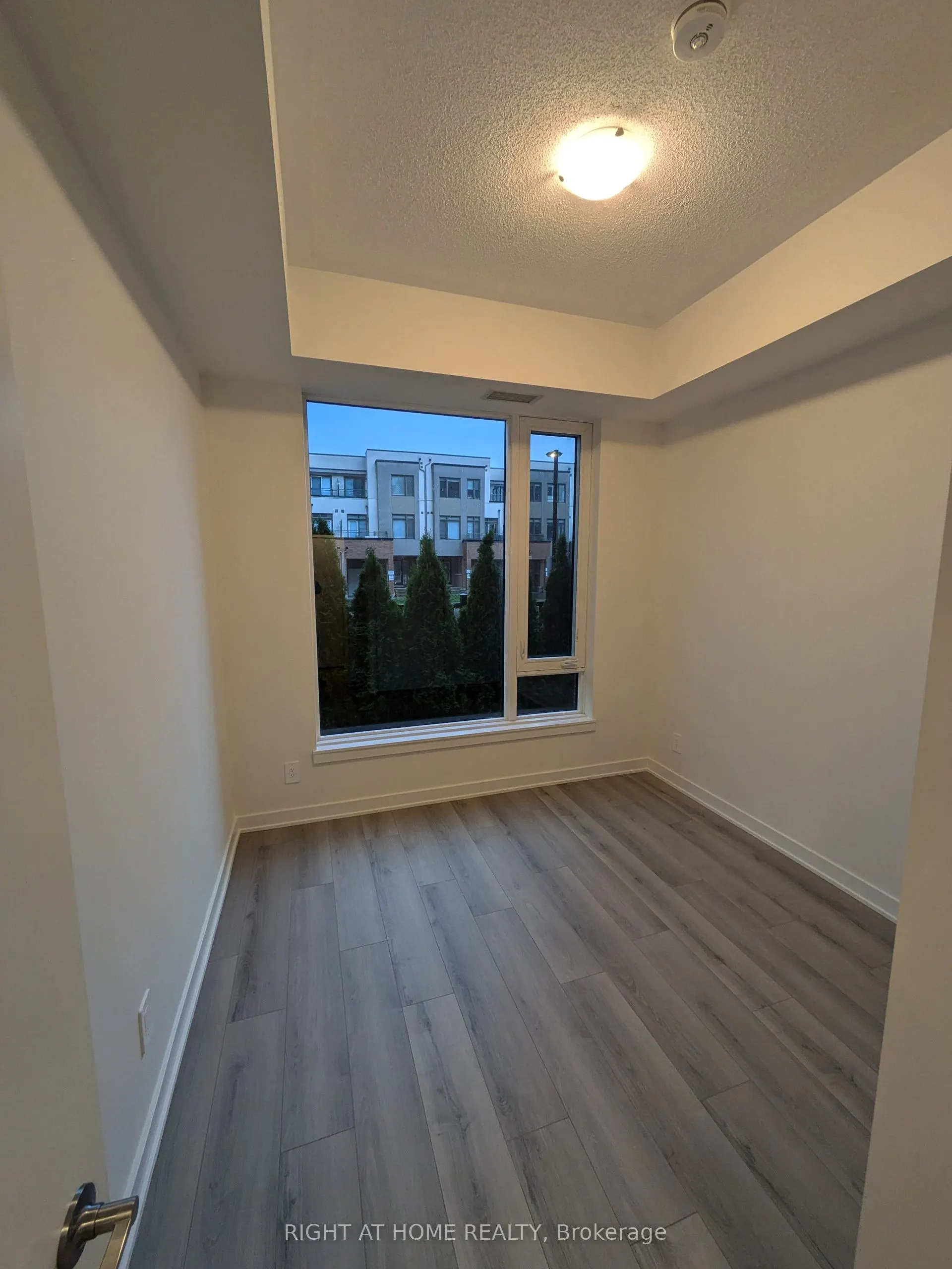 1440 Clarriage Court, #102