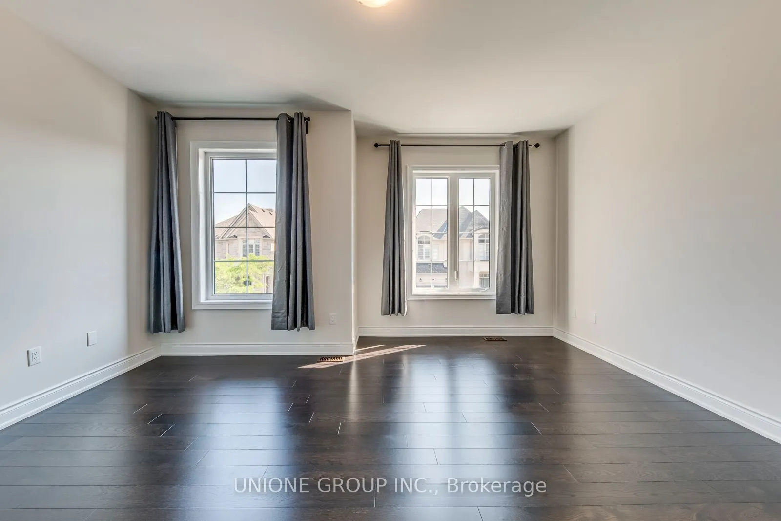 3045 Parsonage Crescent