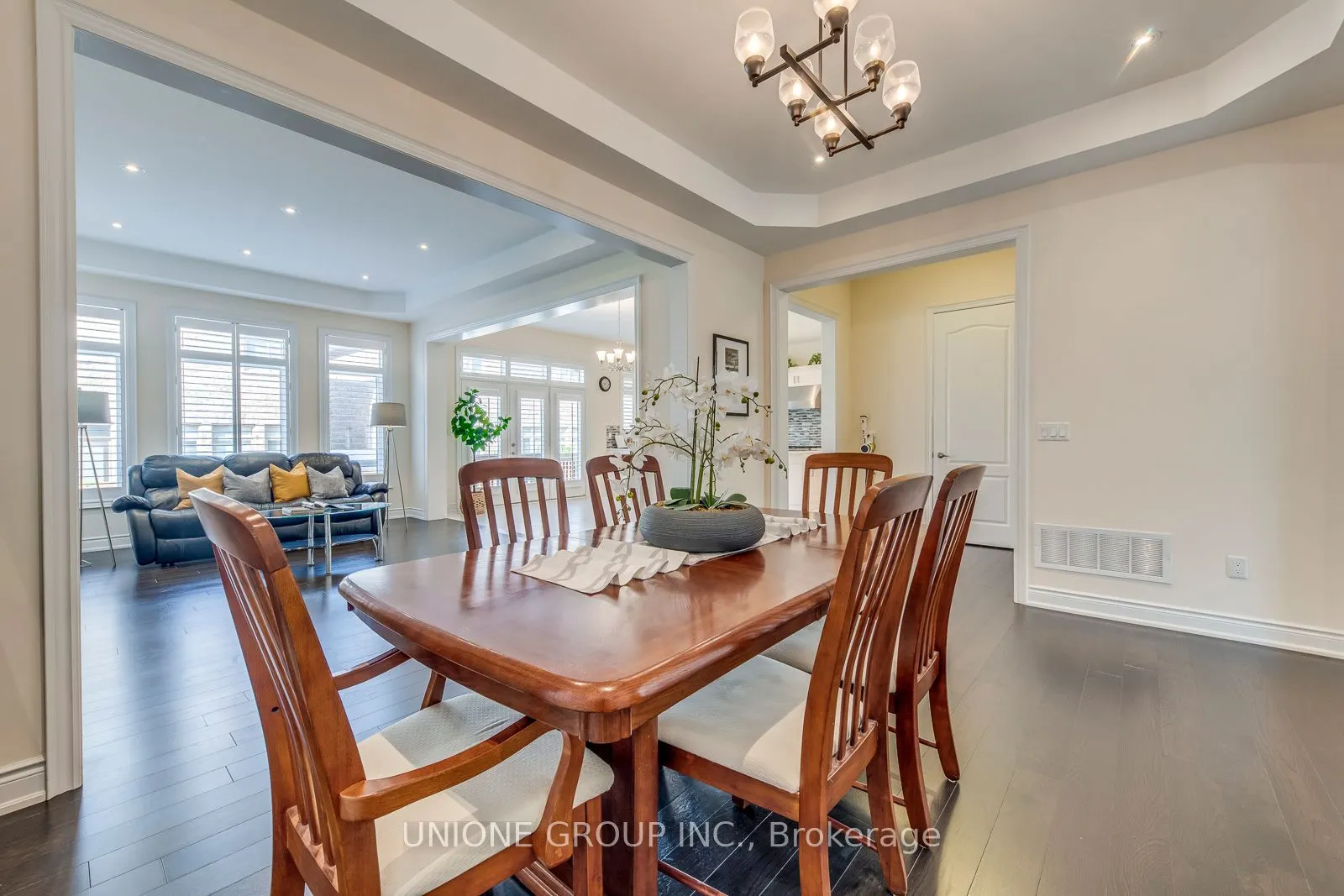 3045 Parsonage Crescent