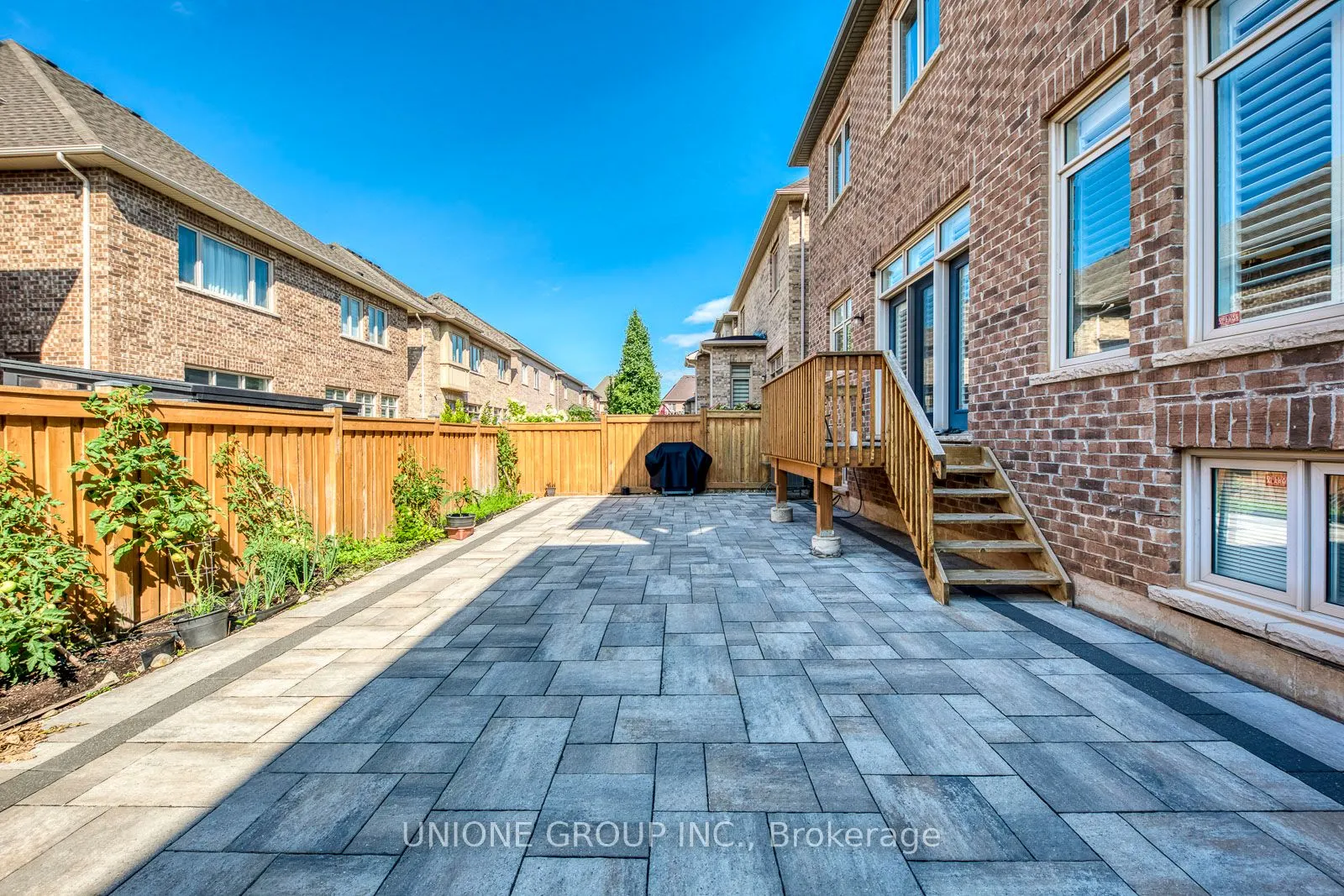 3045 Parsonage Crescent