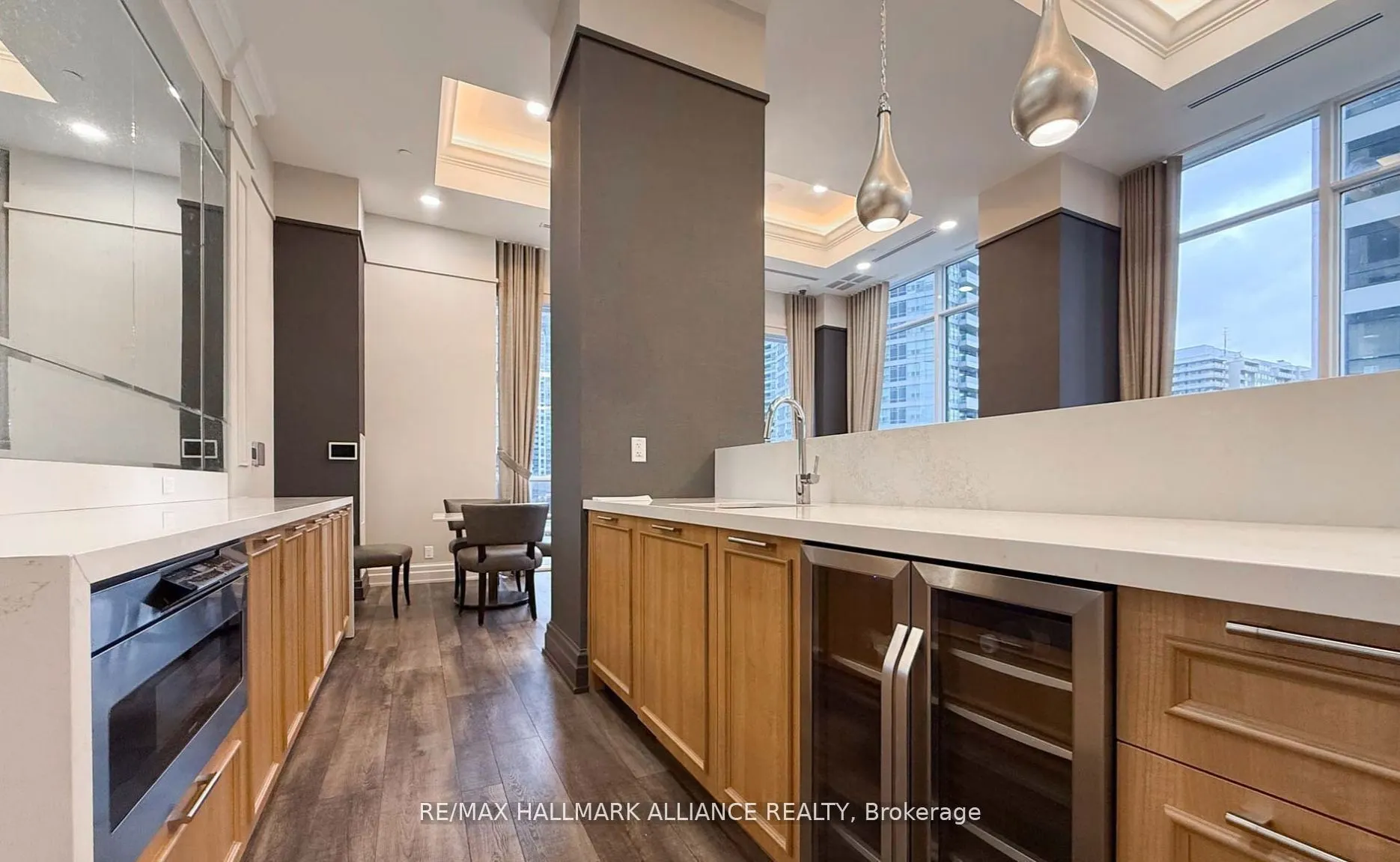 36 Elm Drive W, #1209