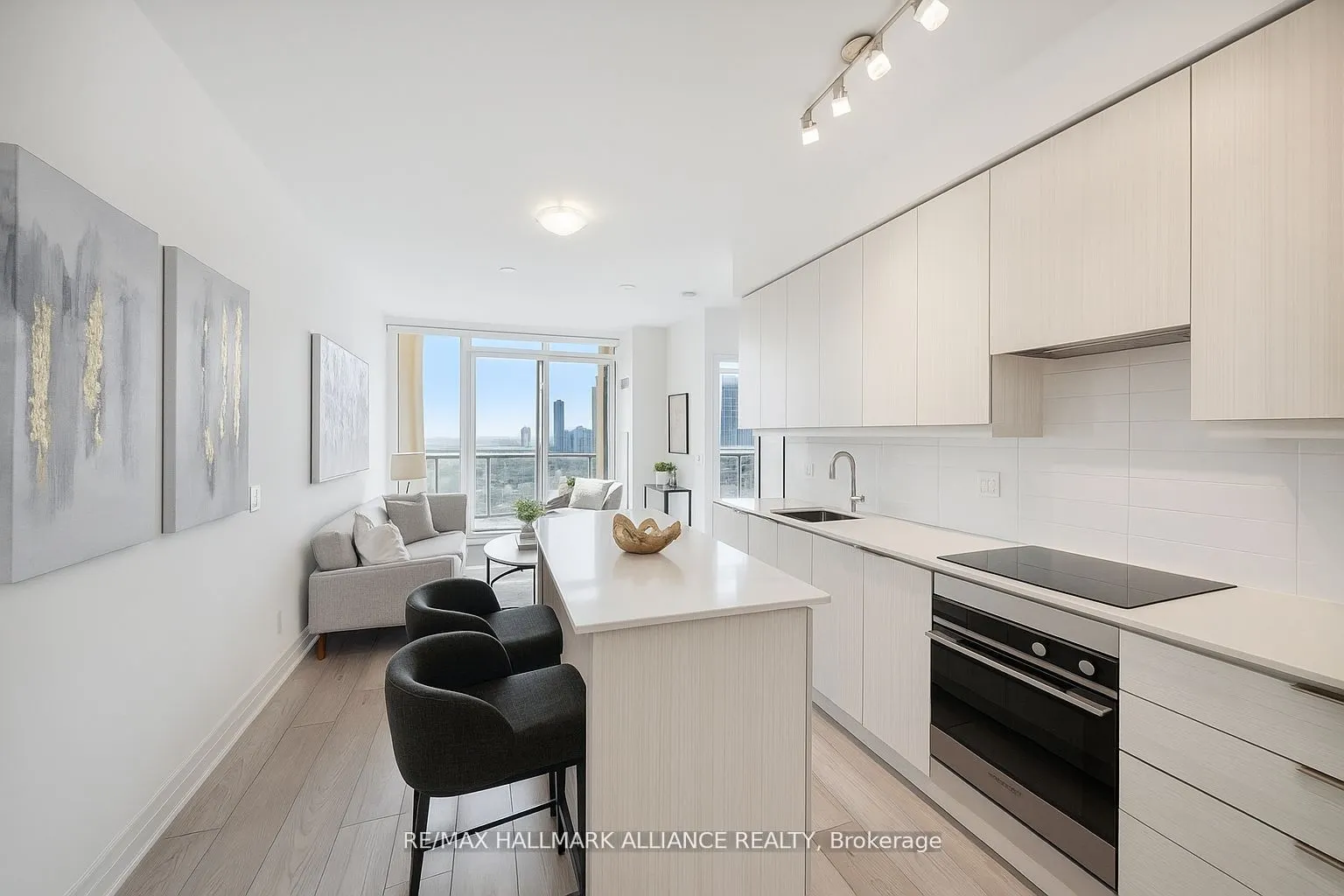 36 Elm Drive W, #1209