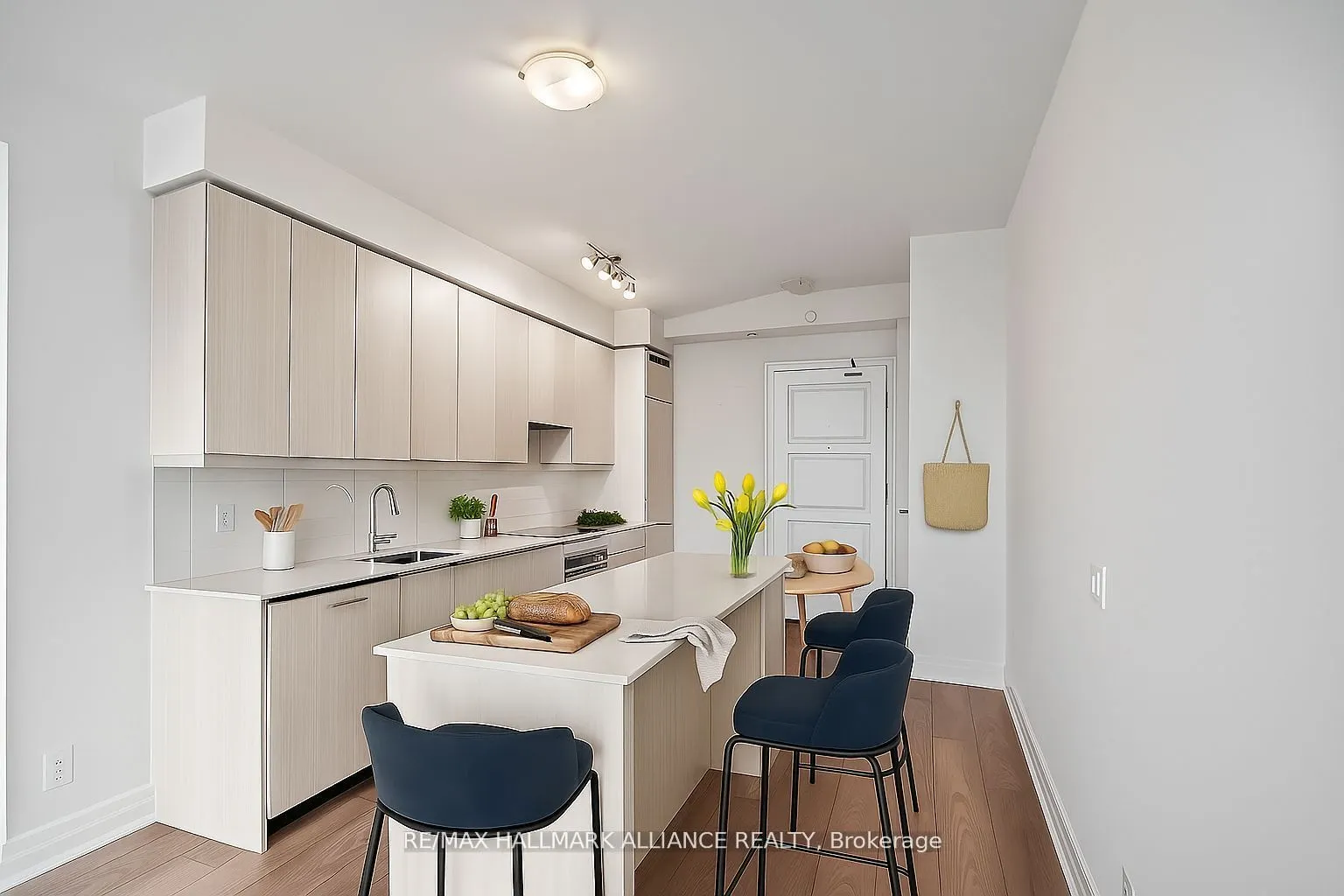 36 Elm Drive W, #1209