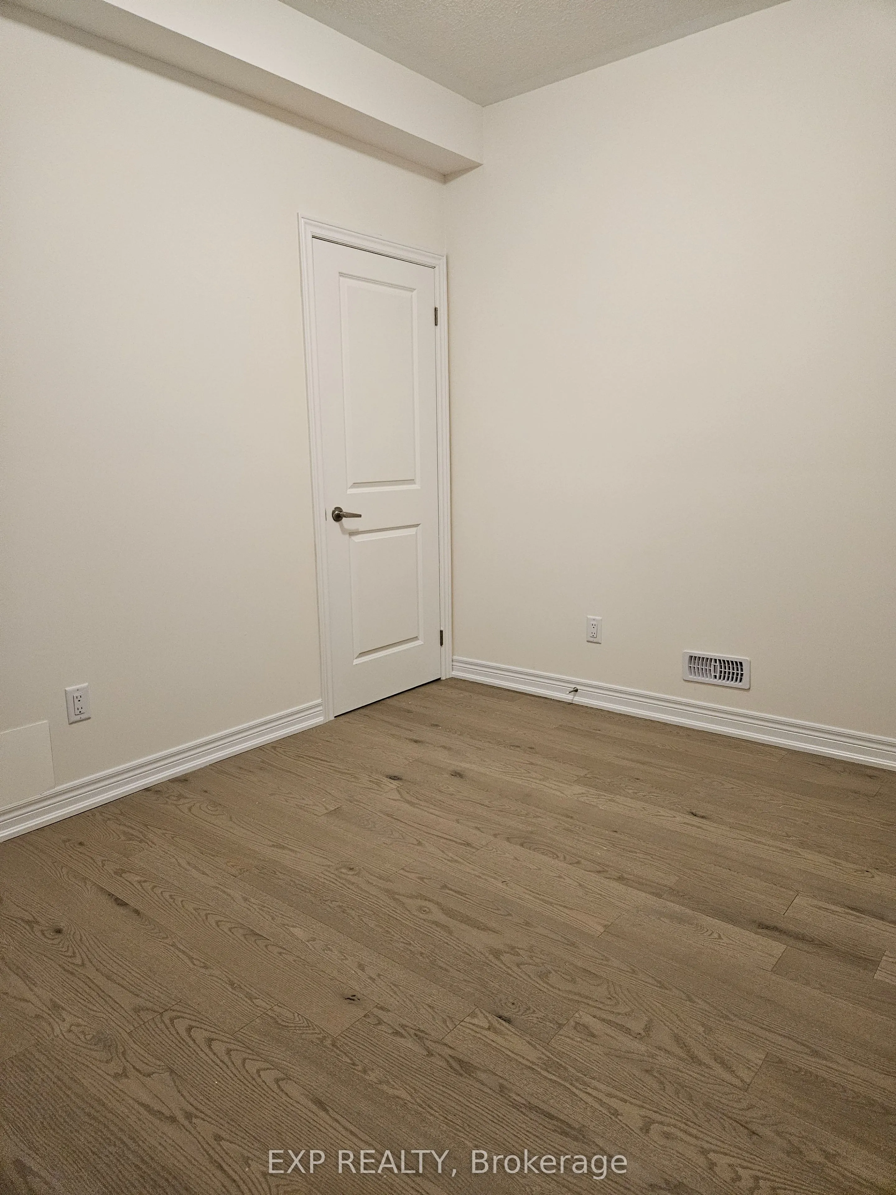 3185 SIXTH LINE Lane, #18 B