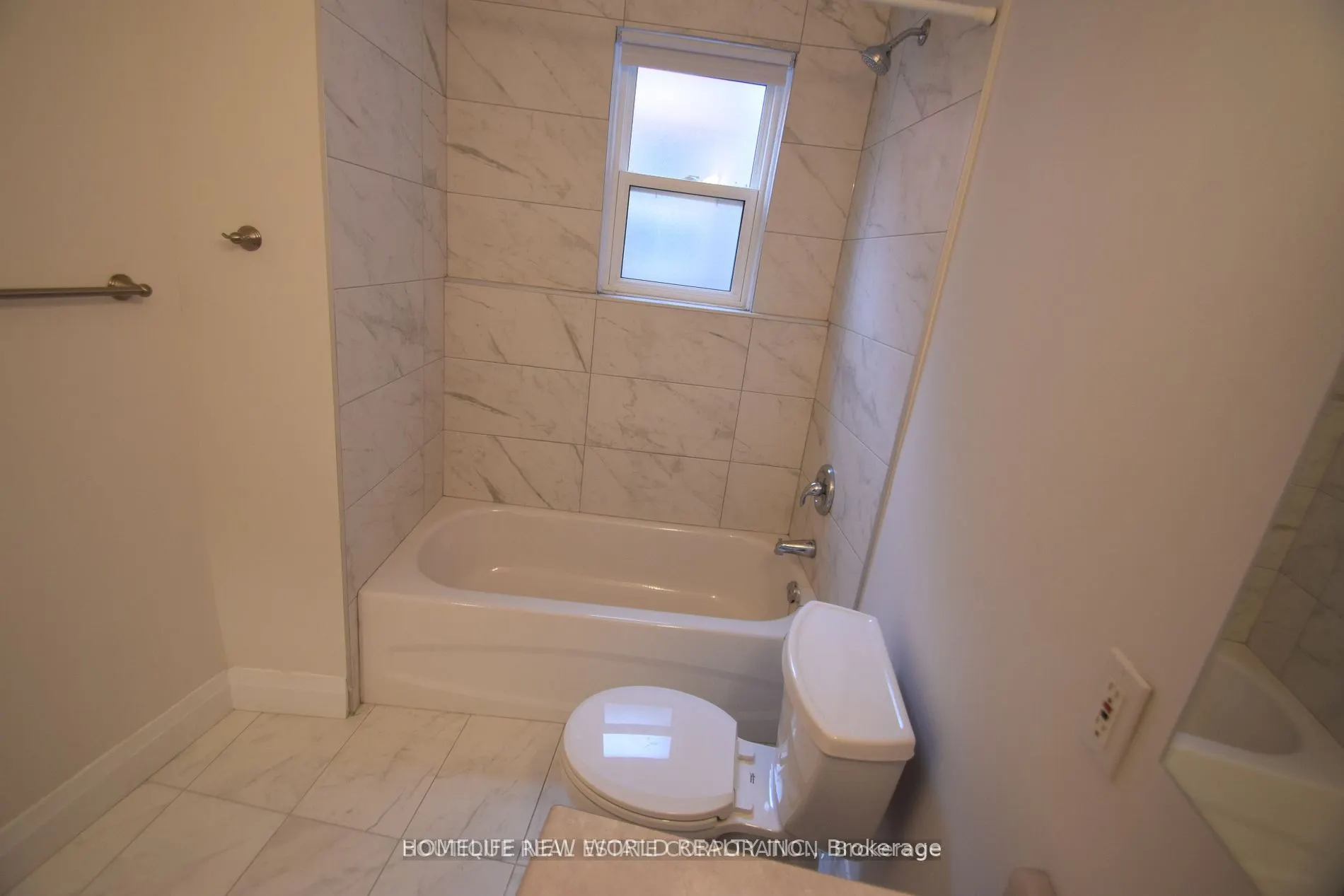 2218 Dundas Street W, #2B