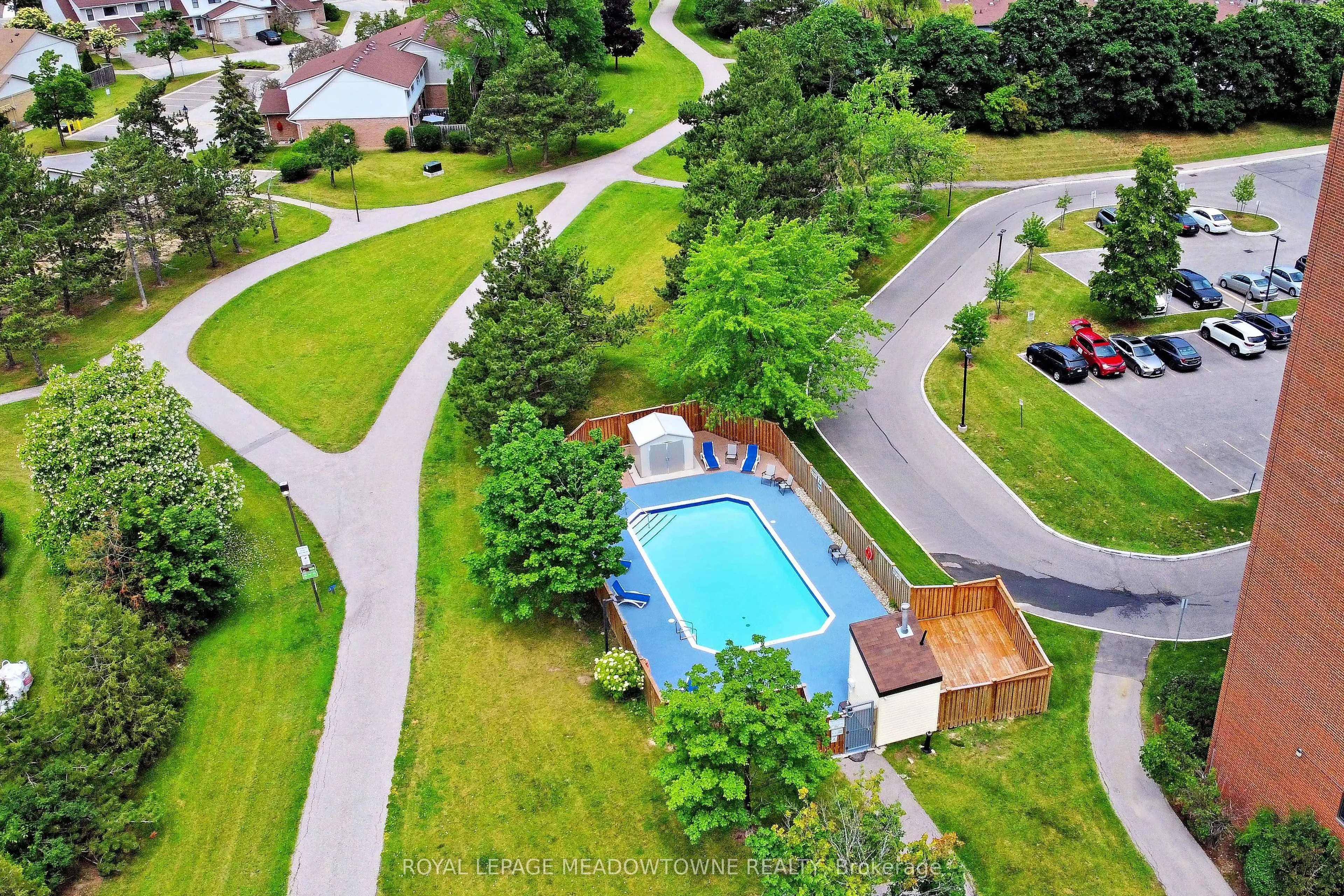 6720 Glen Erin Drive, #501