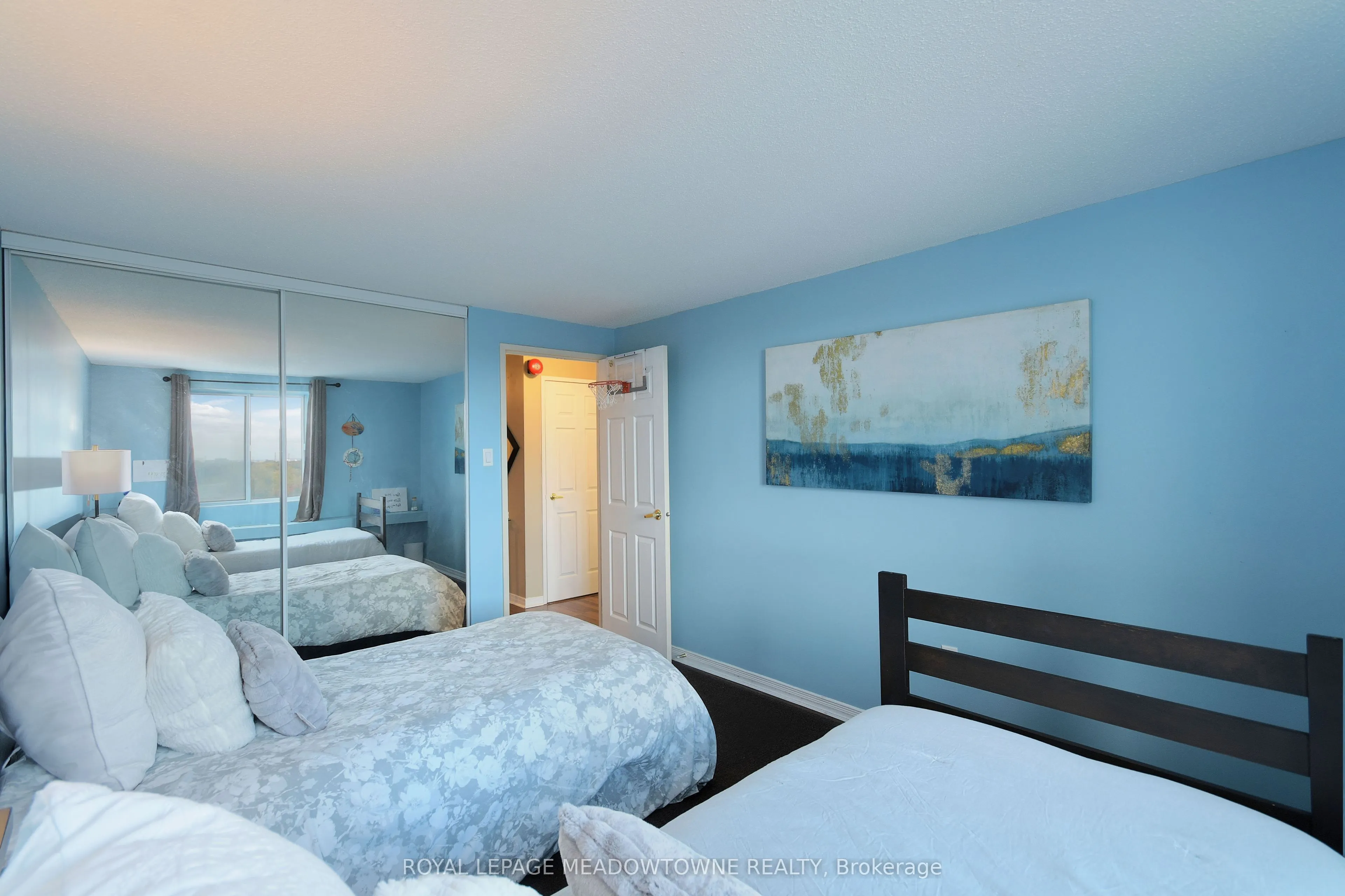 6720 Glen Erin Drive, #501