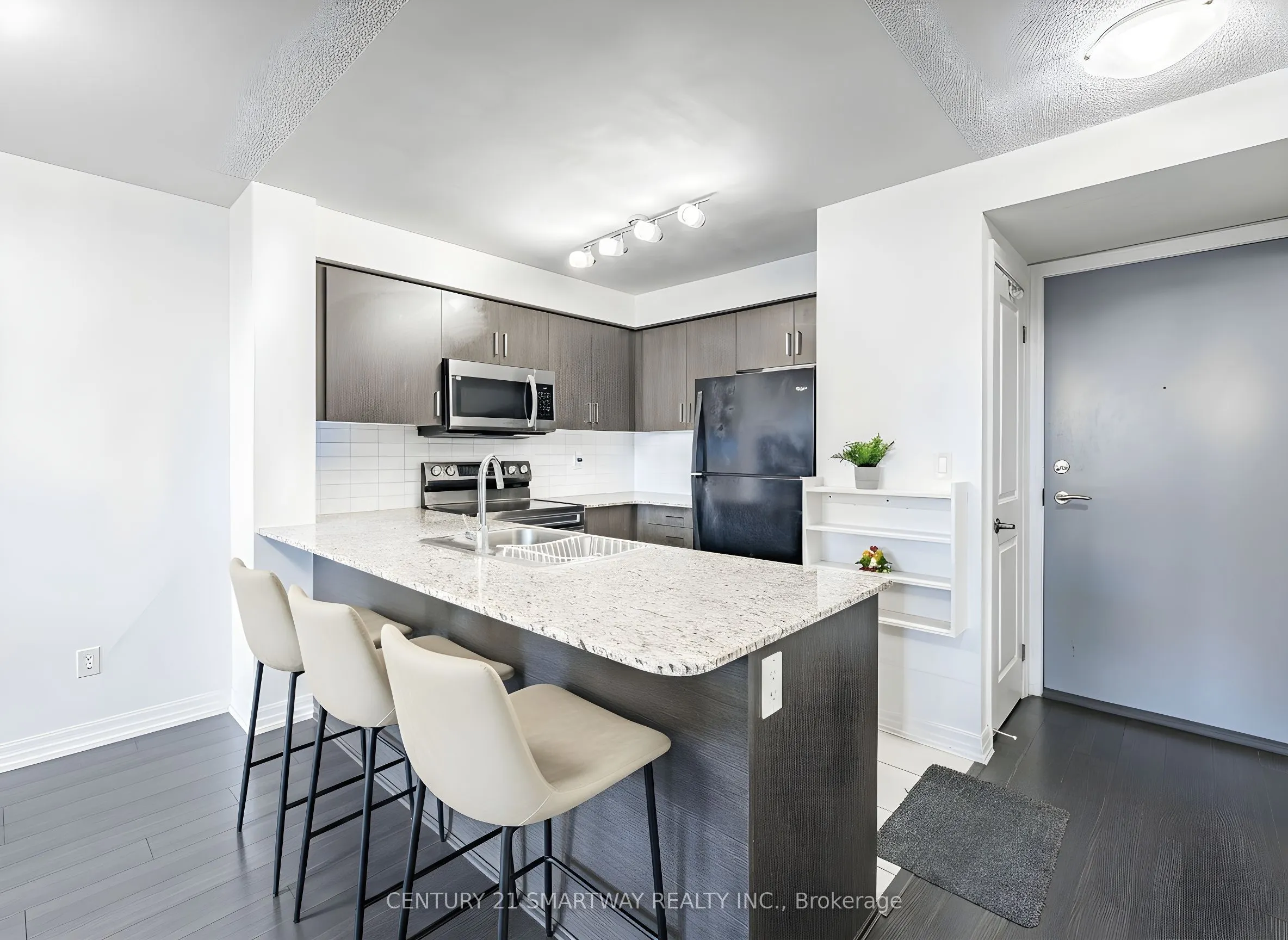 80 Esther Lorrie Drive, #203