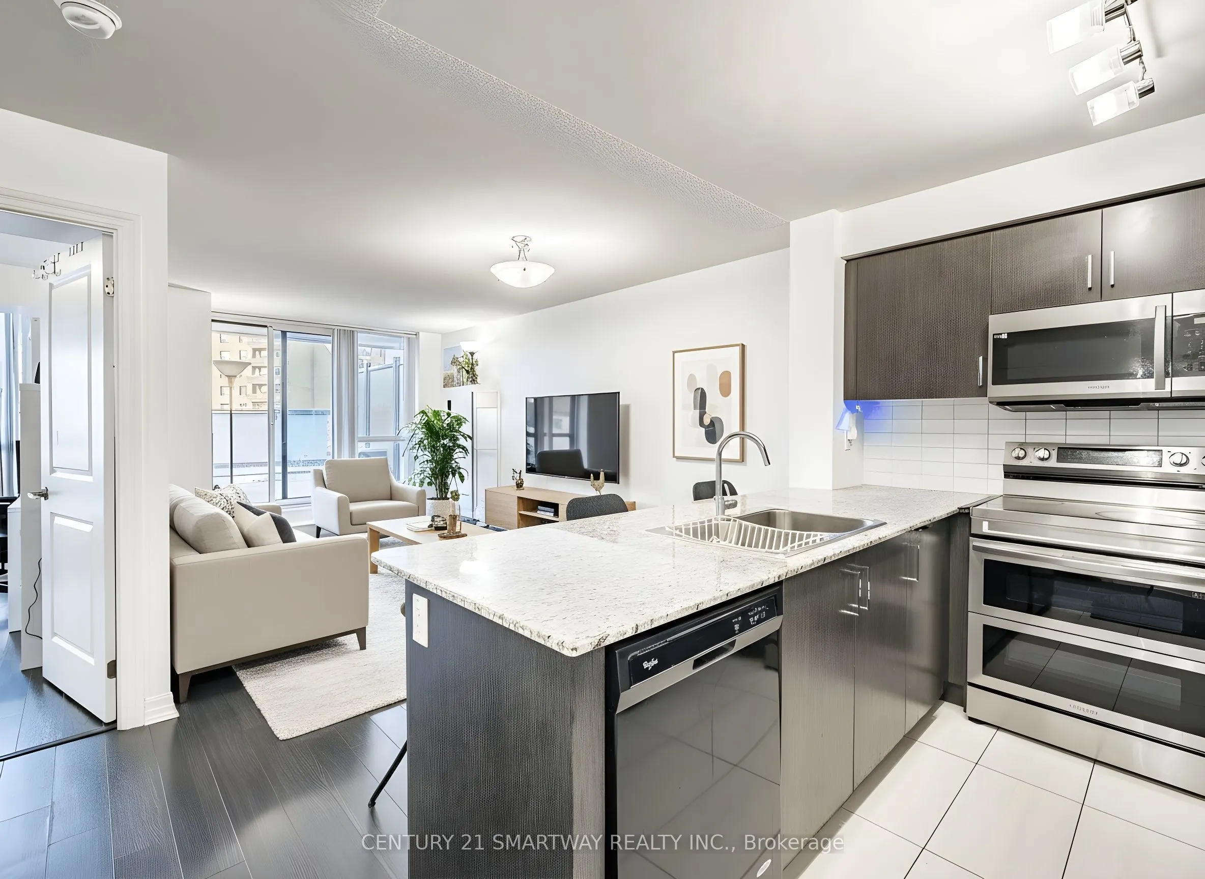 80 Esther Lorrie Drive, #203