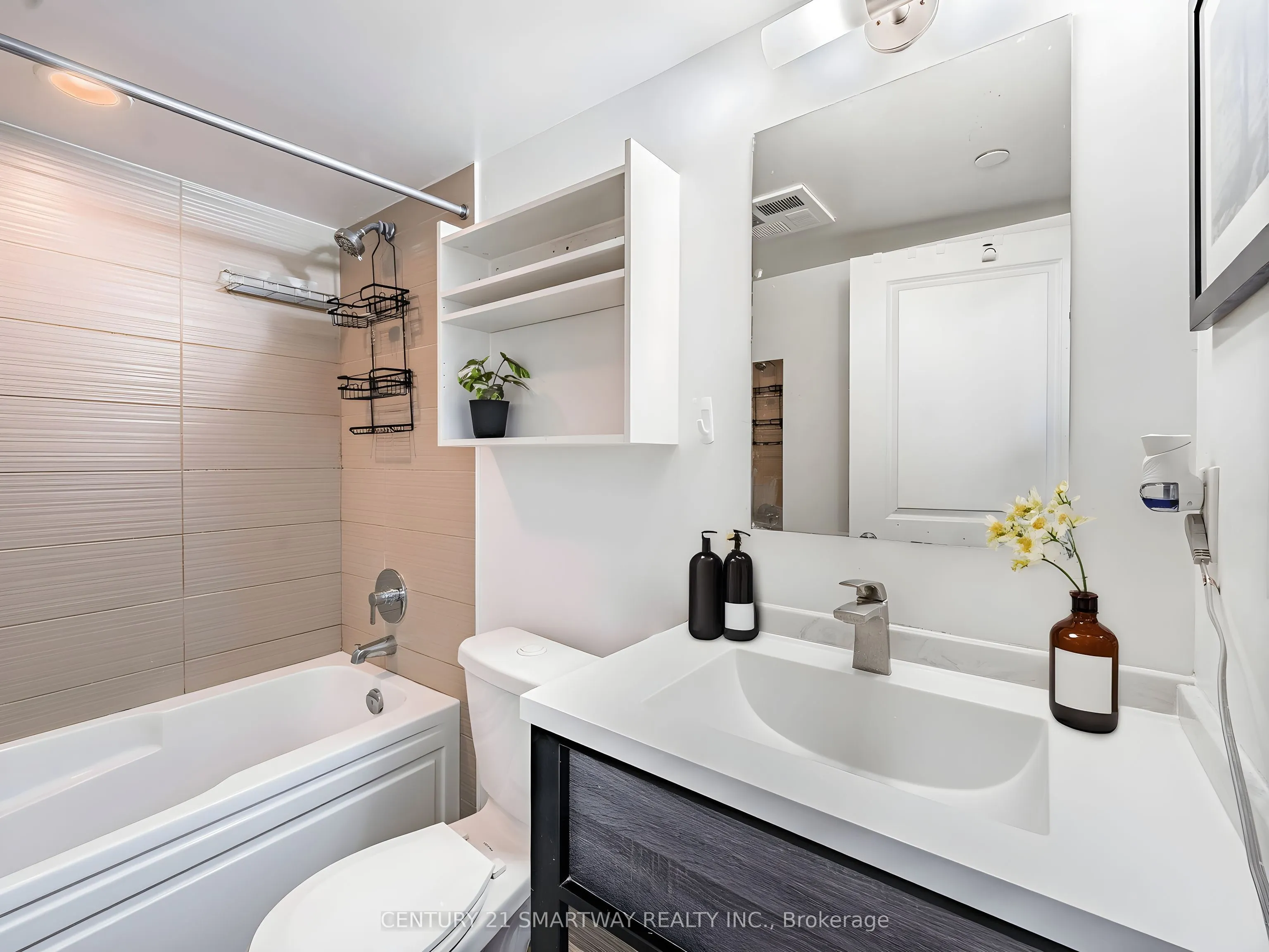 80 Esther Lorrie Drive, #203