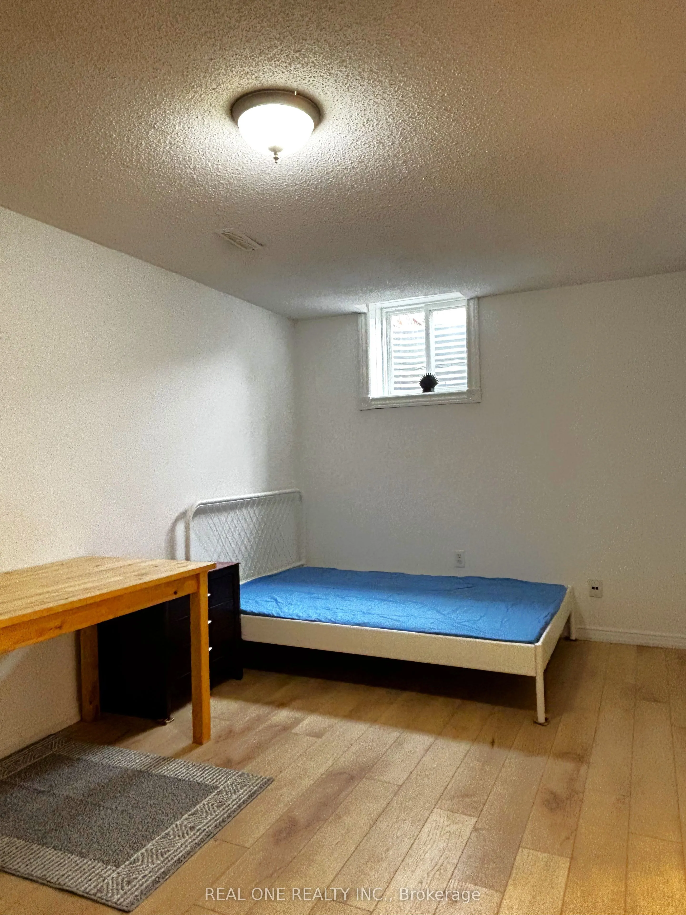 684 Savoy Crescent, #Basement