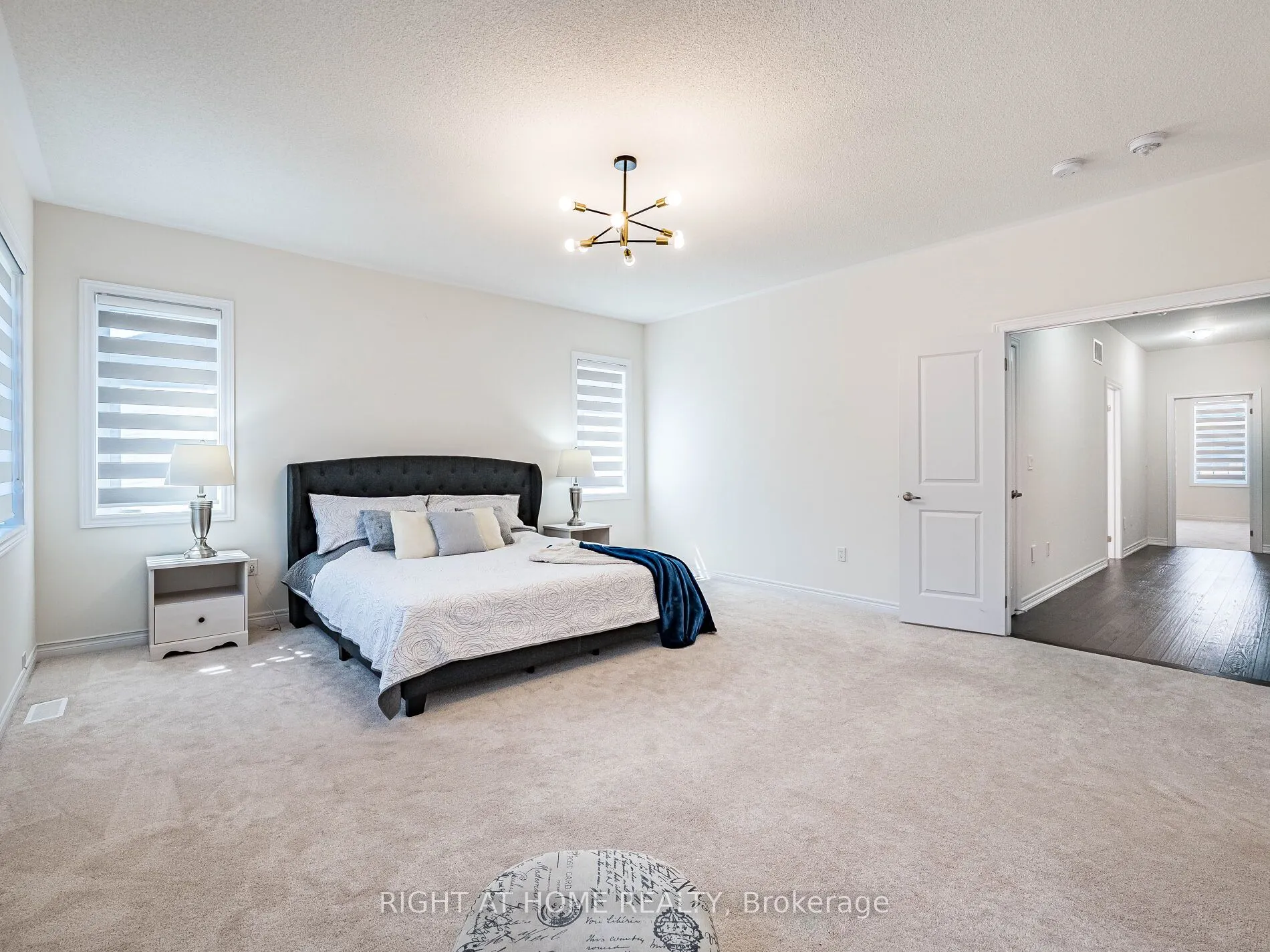 16 Charing Cross Gate