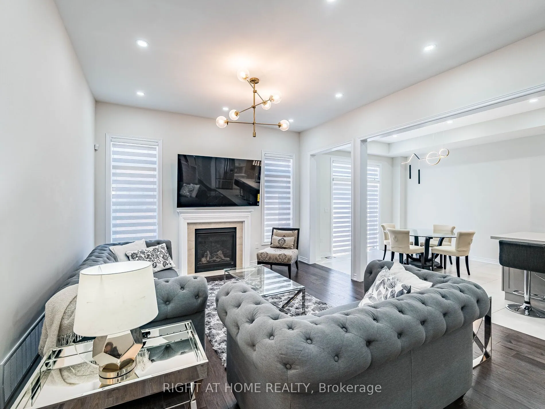 16 Charing Cross Gate