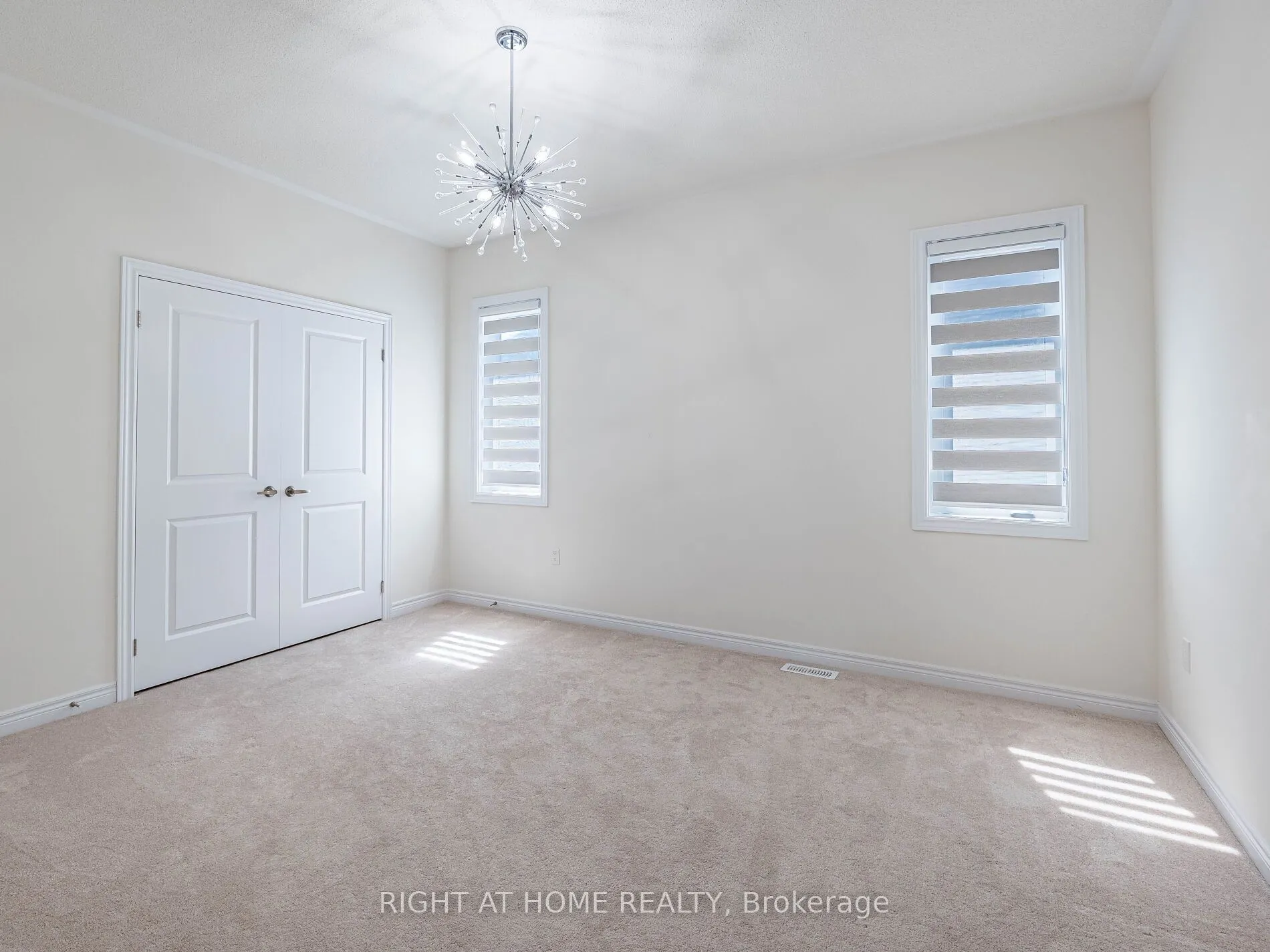 16 Charing Cross Gate