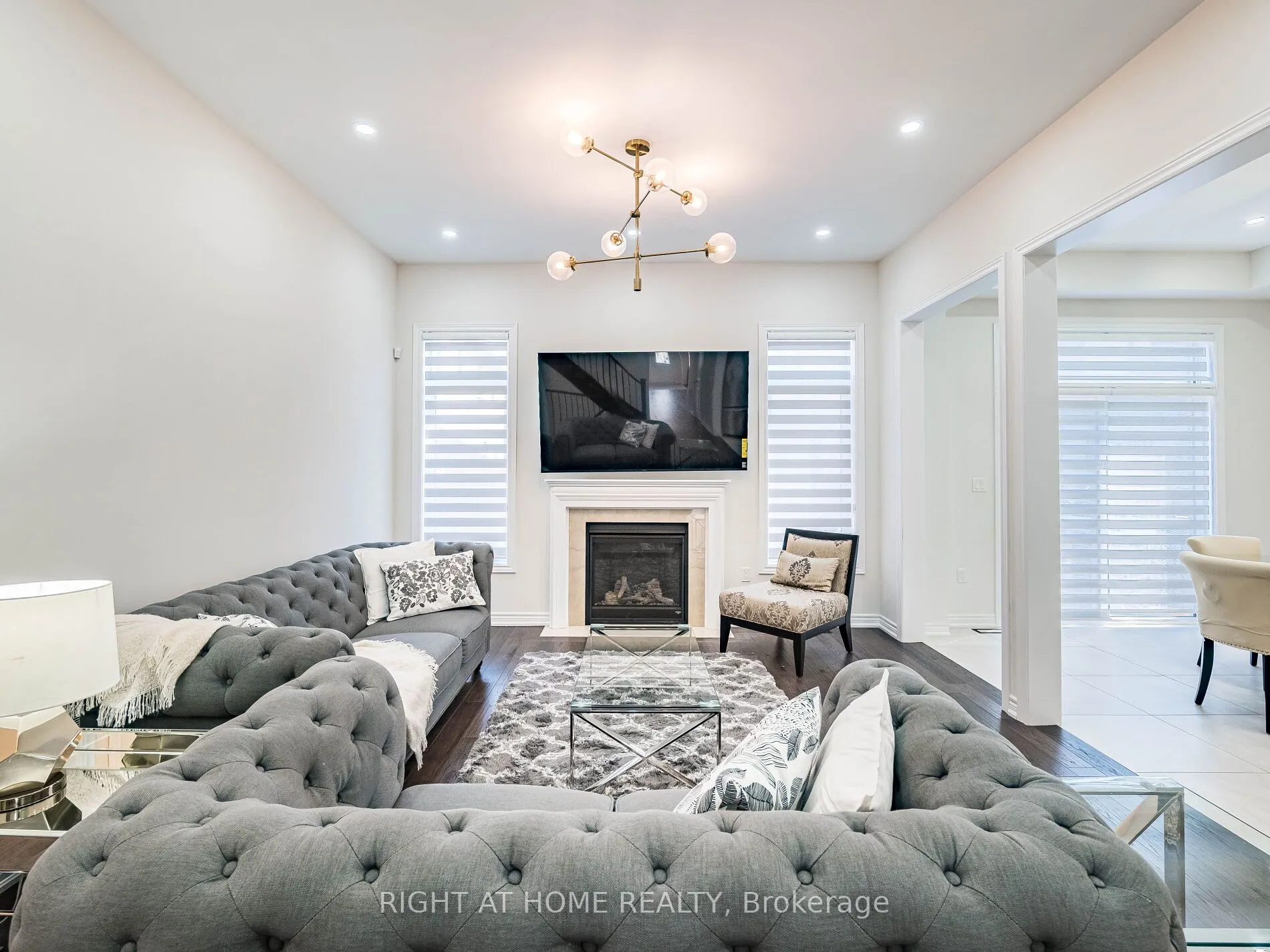 16 Charing Cross Gate