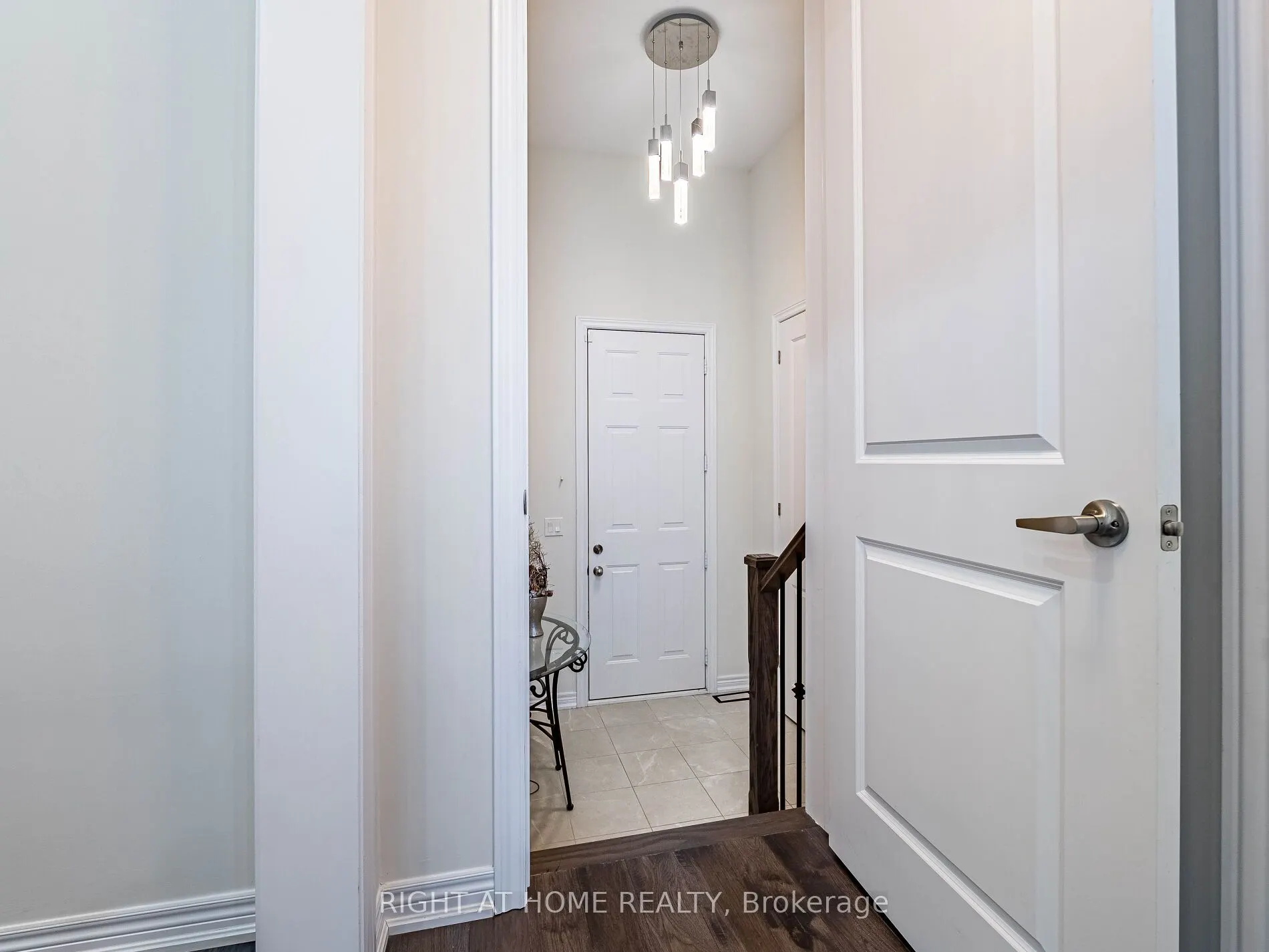 16 Charing Cross Gate