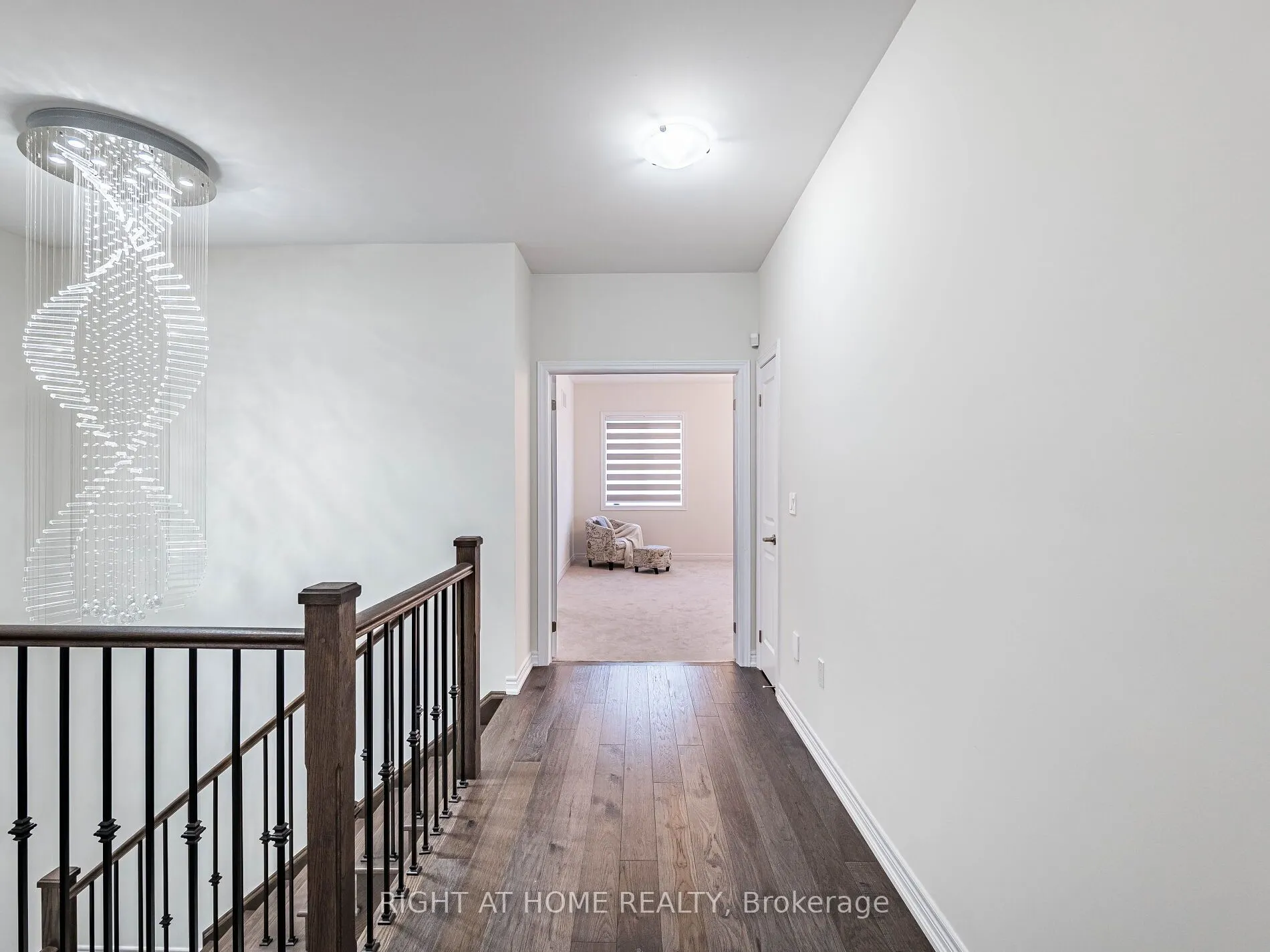 16 Charing Cross Gate